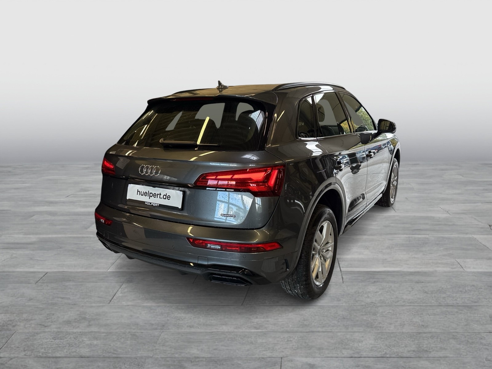 Audi Q5 40 quattro S LINE BLACKPAK STANDHZ LM18 NAVI+