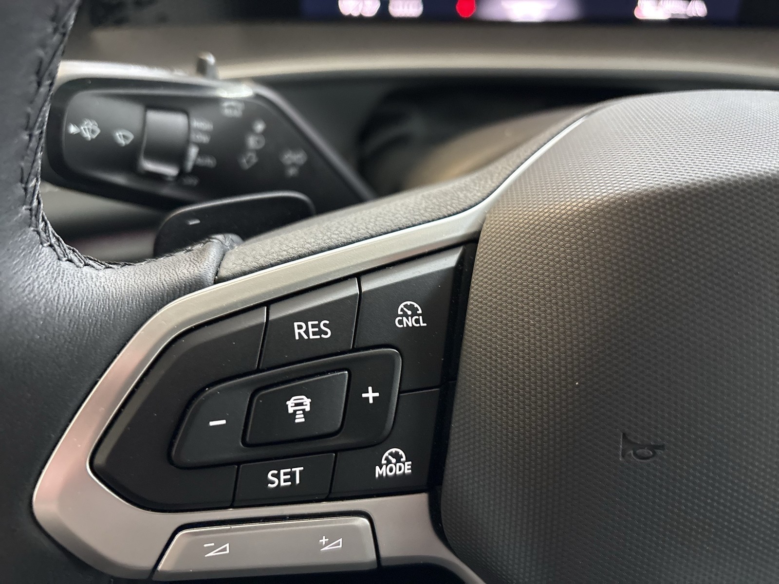 Volkswagen Tayron 1.5 HYBRID LIFE AHK CAM ACC LM18 LED+ NAVI