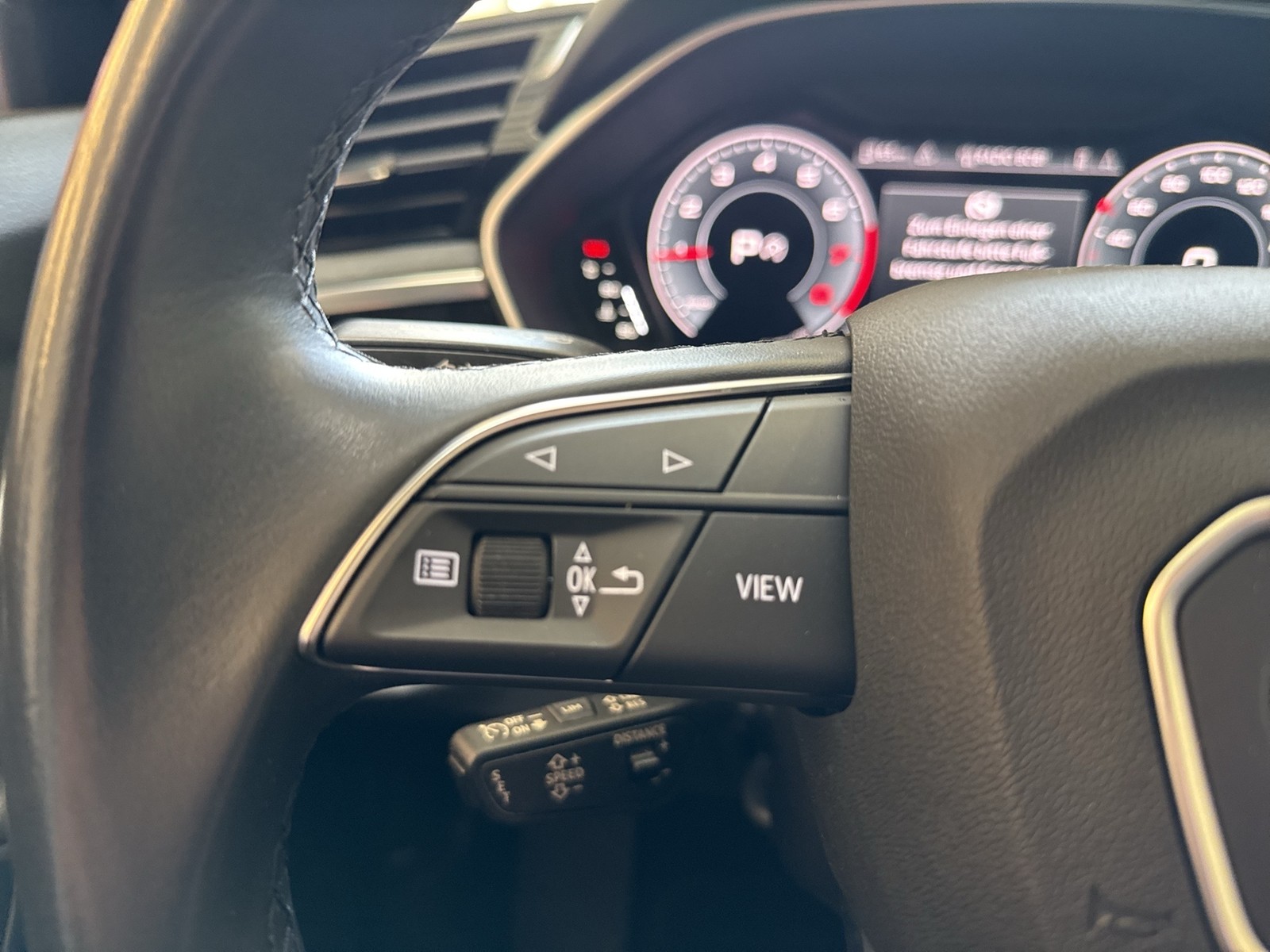 Audi Q3 35 advanced PANO CAM ACC LM18 NAVI+ SITZHEIZ.