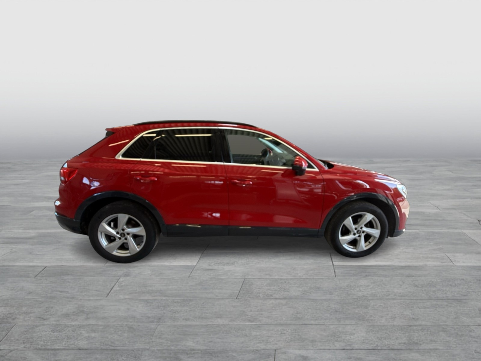 Audi Q3 35 advanced PANO CAM ACC LM18 NAVI+ SITZHEIZ.