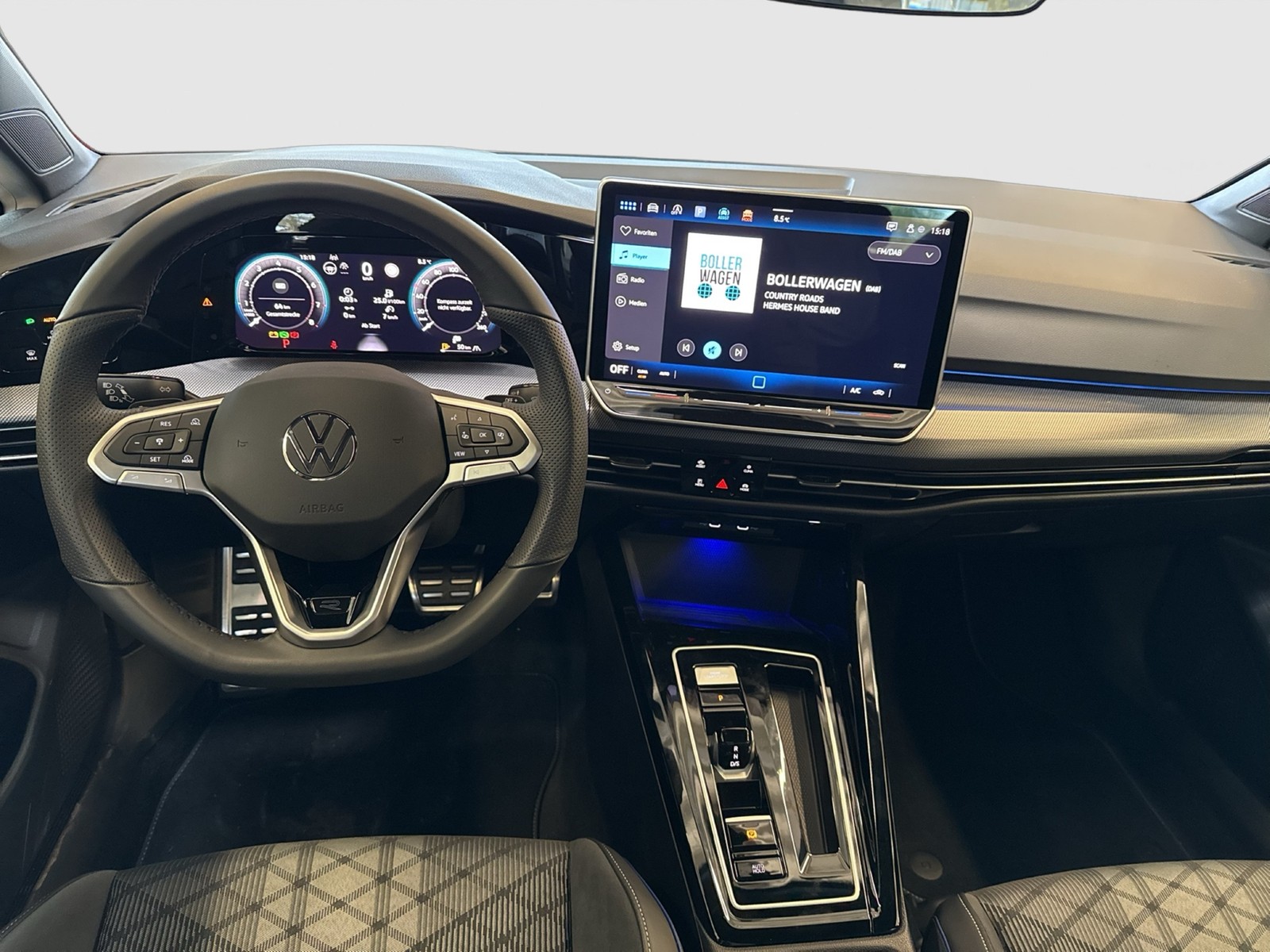 Volkswagen Golf Variant VIII 1.5 eTSI R-LINE FACELIFT CAM