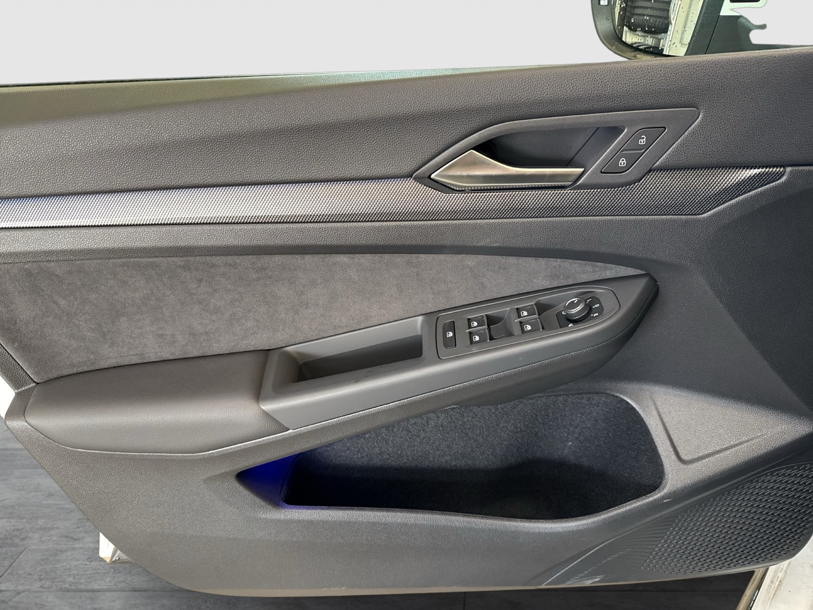 Volkswagen Golf Variant VIII 1.5 eTSI R-LINE FACELIFT CAM