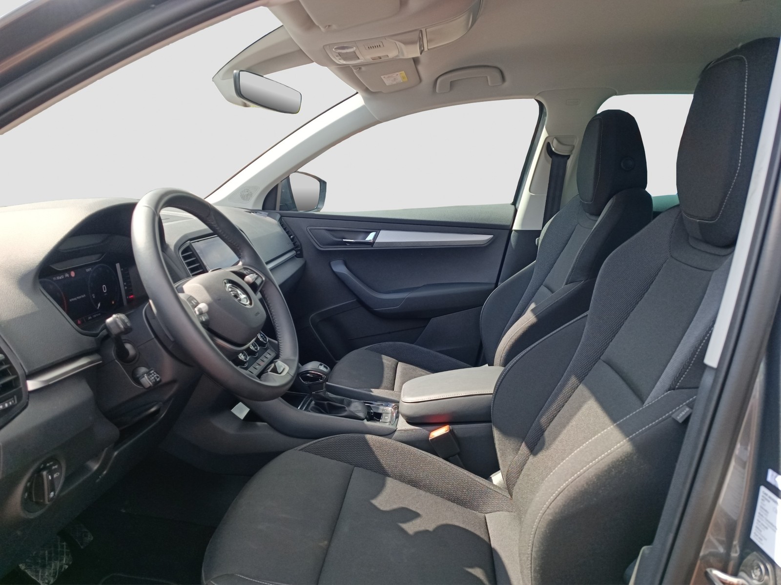 Skoda Karoq 1.5 SELECTION AHK CAM EKLAPPE NAVICOLUMBUS