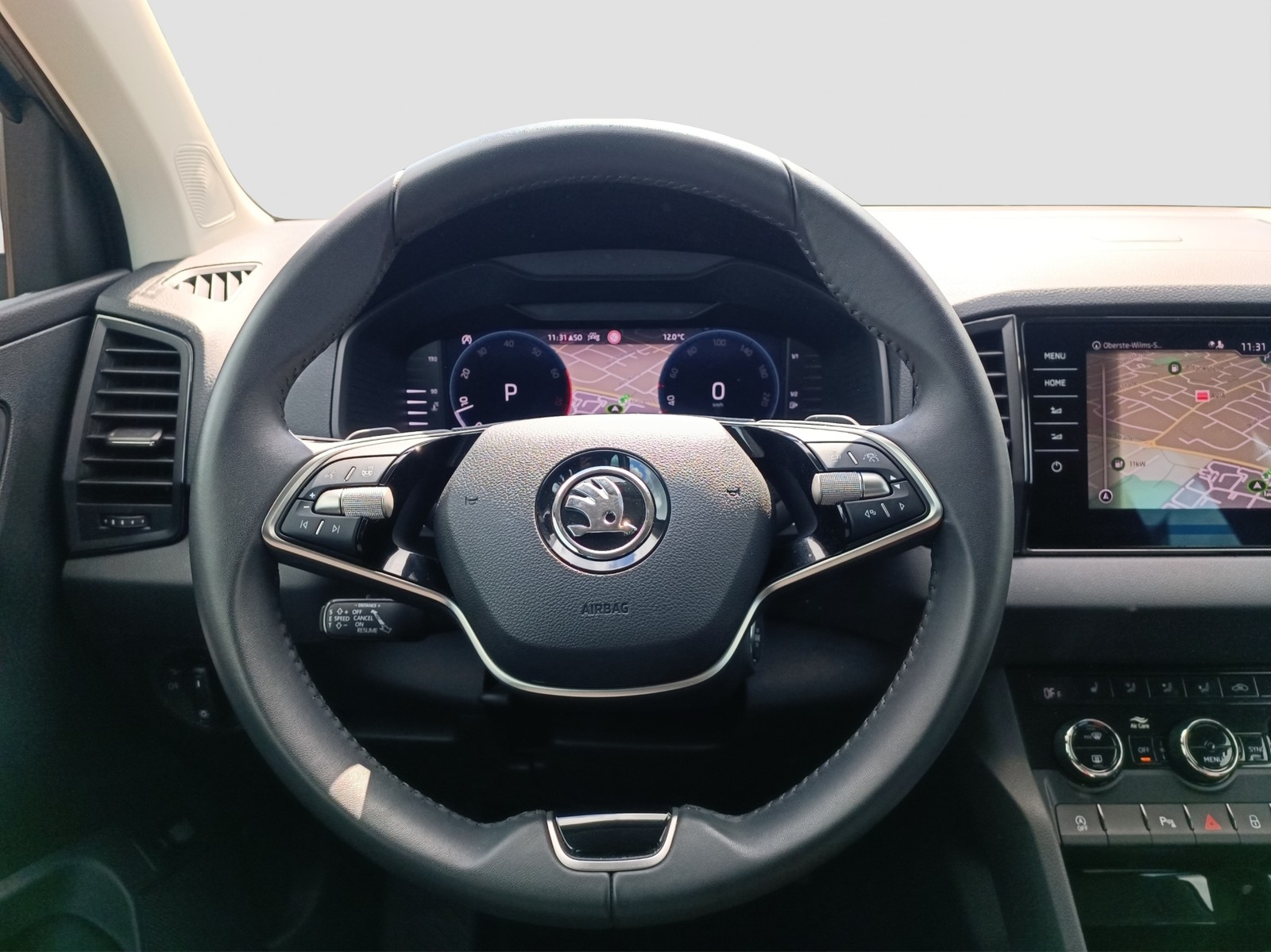 Skoda Karoq 1.5 SELECTION AHK CAM EKLAPPE NAVICOLUMBUS