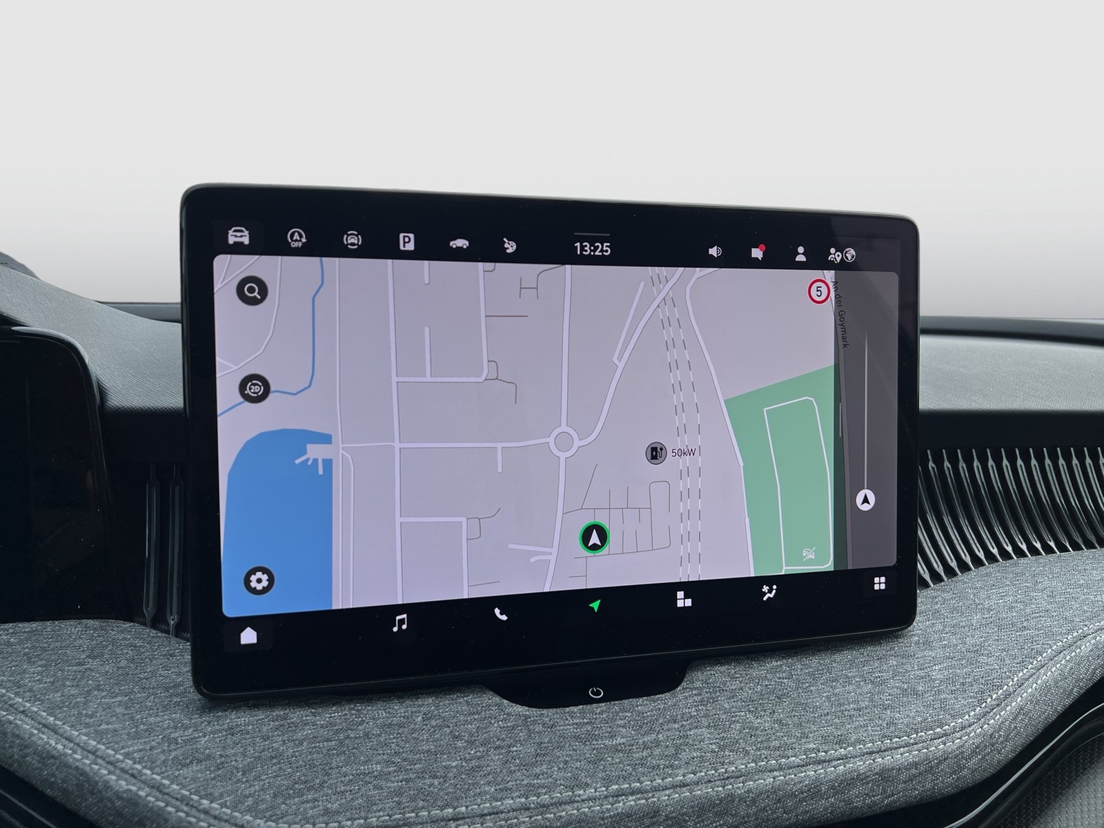 Skoda Superb Combi 2.0 SELECTION AHK CAM MATRIX HEADUP