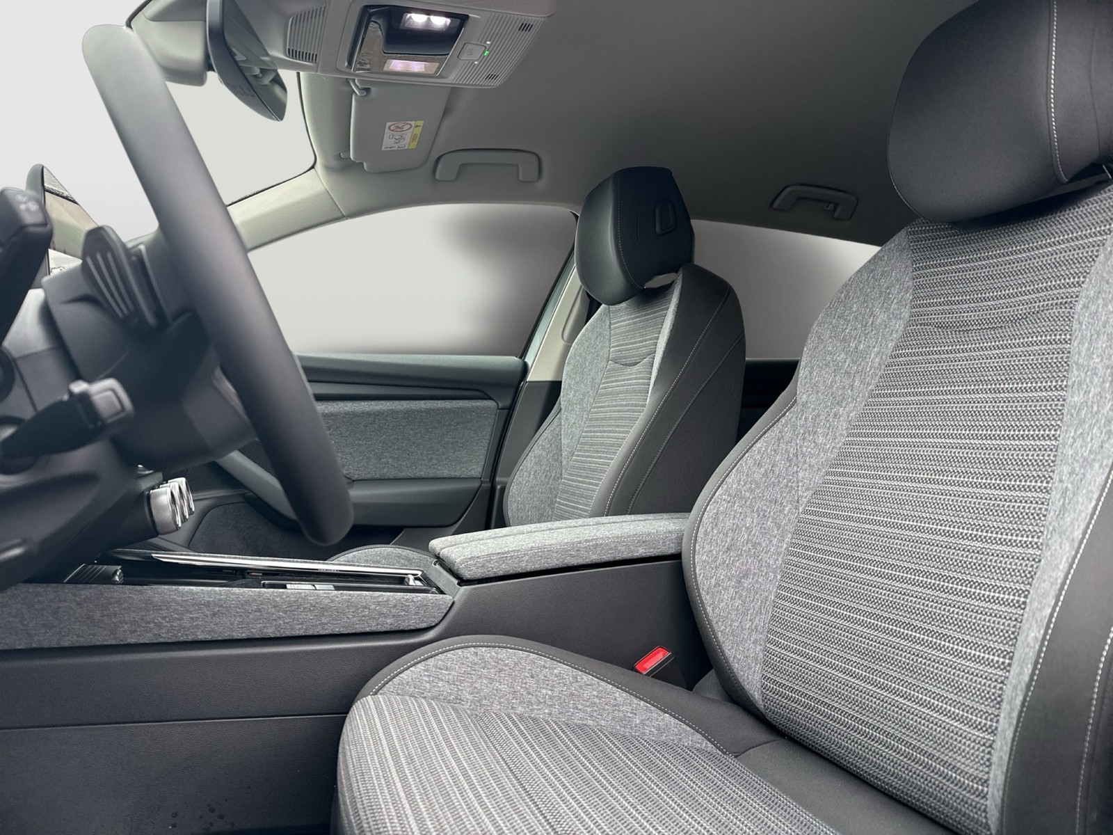 Skoda Superb Combi 2.0 SELECTION AHK CAM ACC MATRIXLED