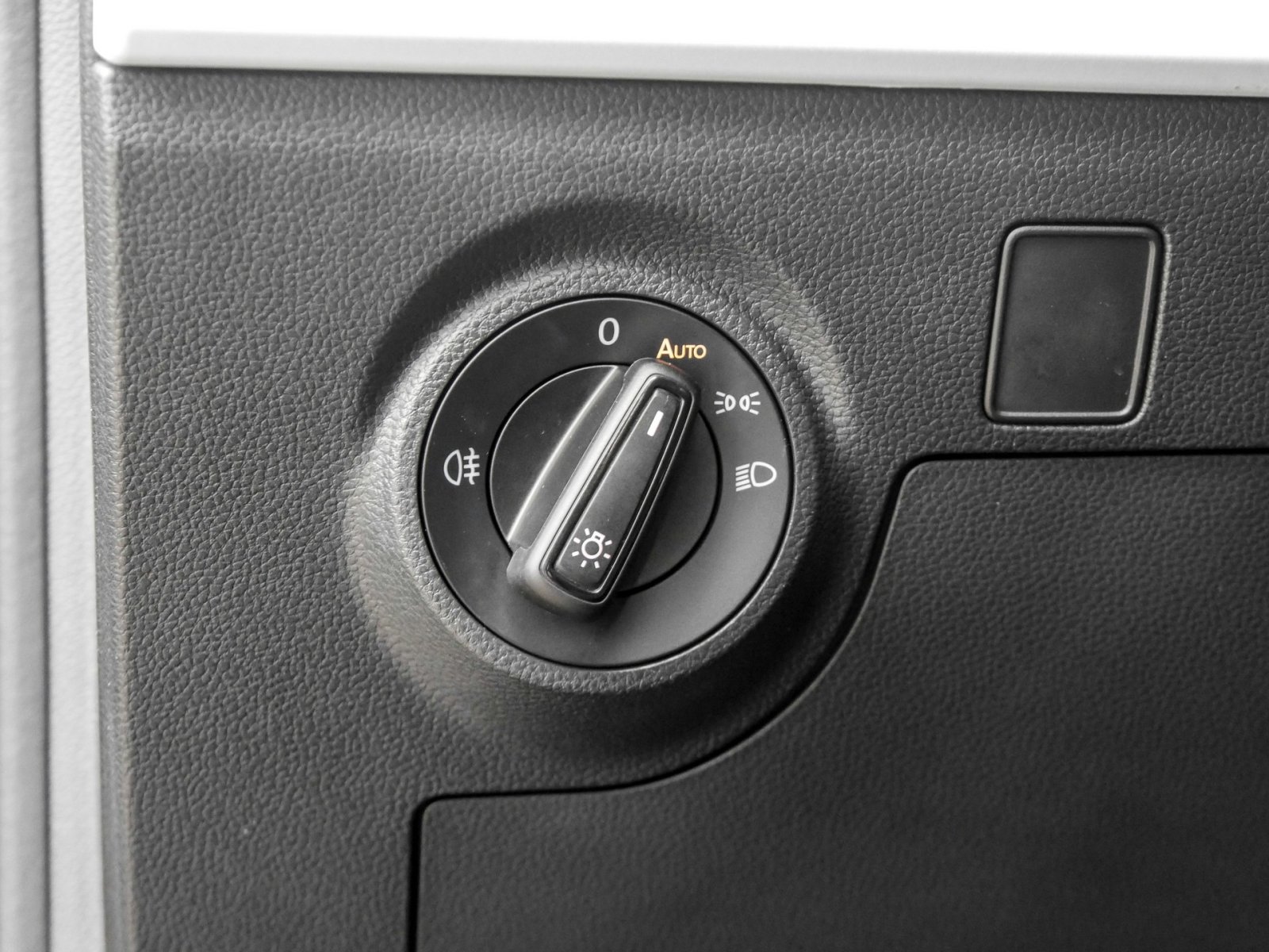 Seat Arona 1.0 STYLE AHK ACC LM17 LED SITZHZ. CARPLAY