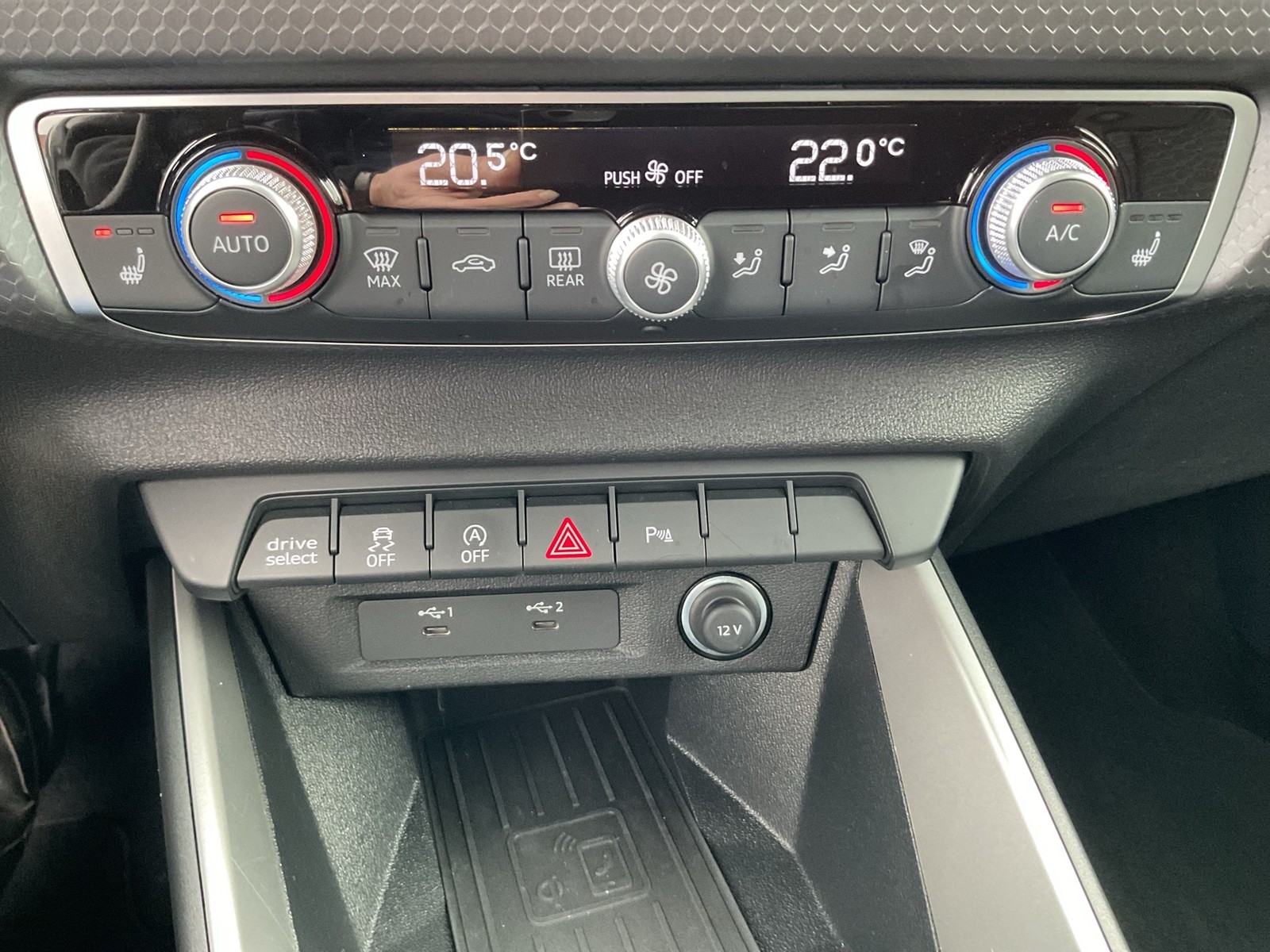 Audi A1 Sportback 40 S LINE BLACKPAK ACC LM17 NAVI+