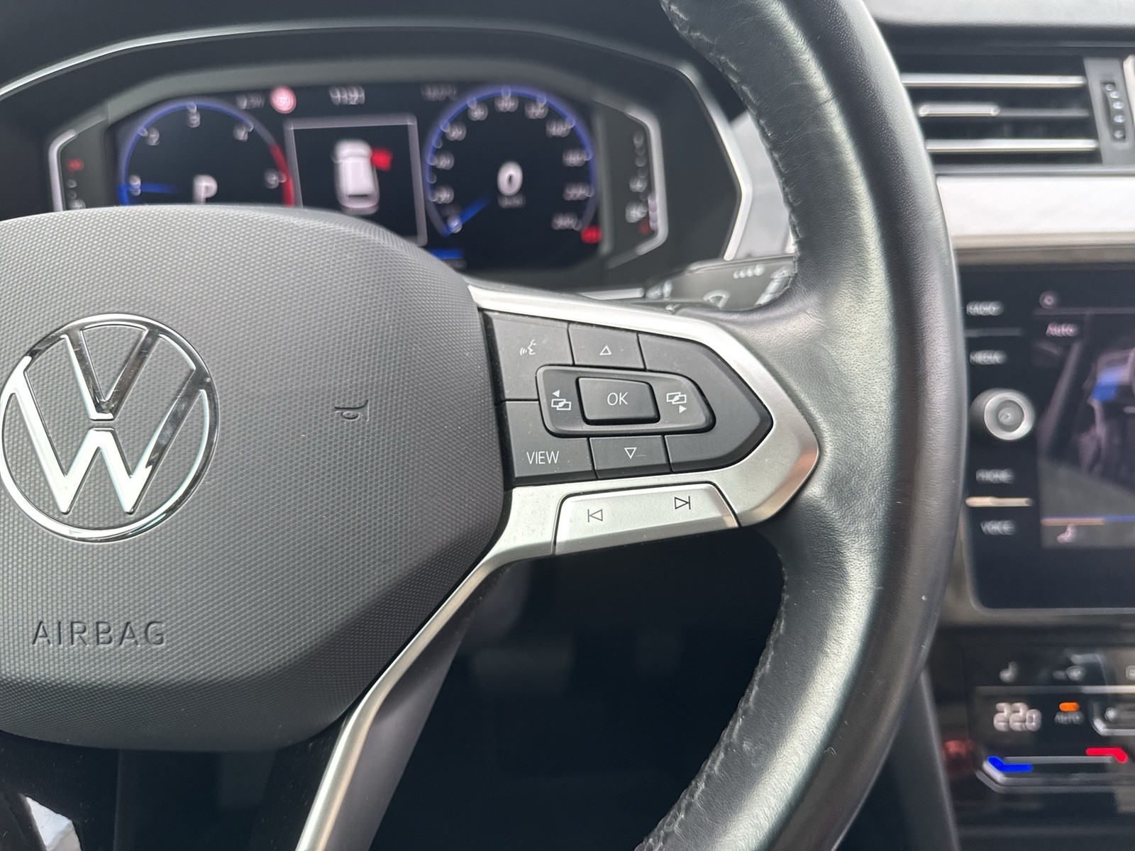 Volkswagen Passat Variant 2.0 BUSINESS CAM ACC HEAD-UP NAVI