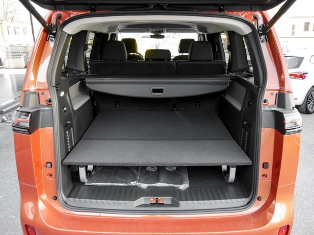 Volkswagen ID. Buzz Pro 150 kW (204 PS) Heckantrieb PRO NAVI AHK LM20