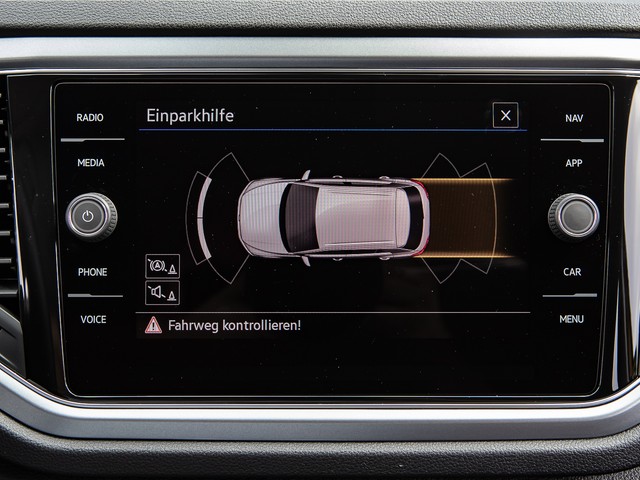 Volkswagen T-Roc 2.0 ACTIVE AHK ACC ALU17" eKLAPPE NAVI
