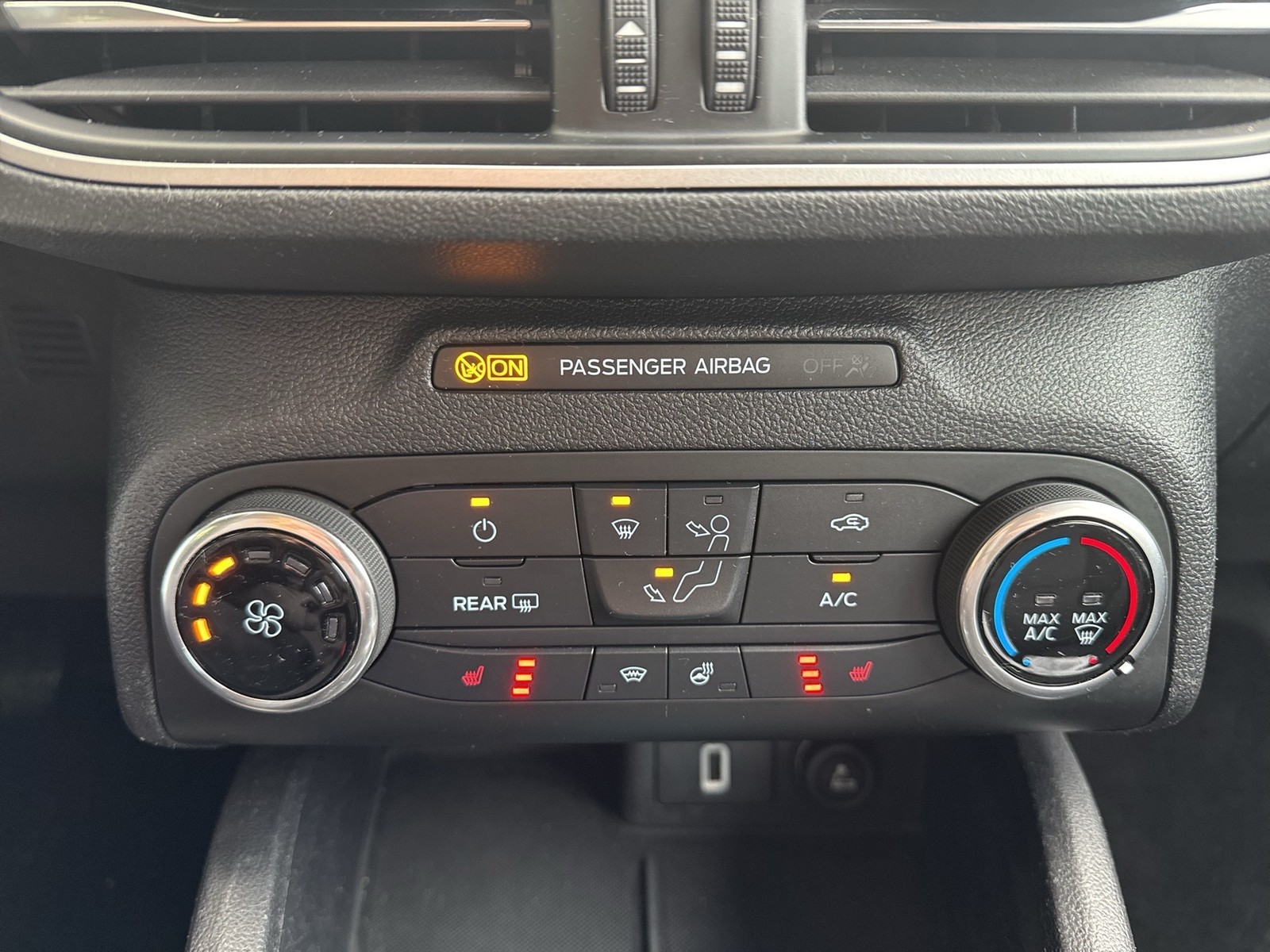 Ford Focus Turnier 1.0 COOL+CONNECT KAMERA NAVI SITZHZ