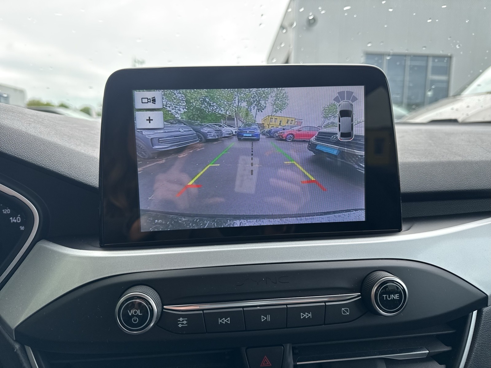 Ford Focus Turnier 1.0 COOL+CONNECT KAMERA NAVI SITZHZ