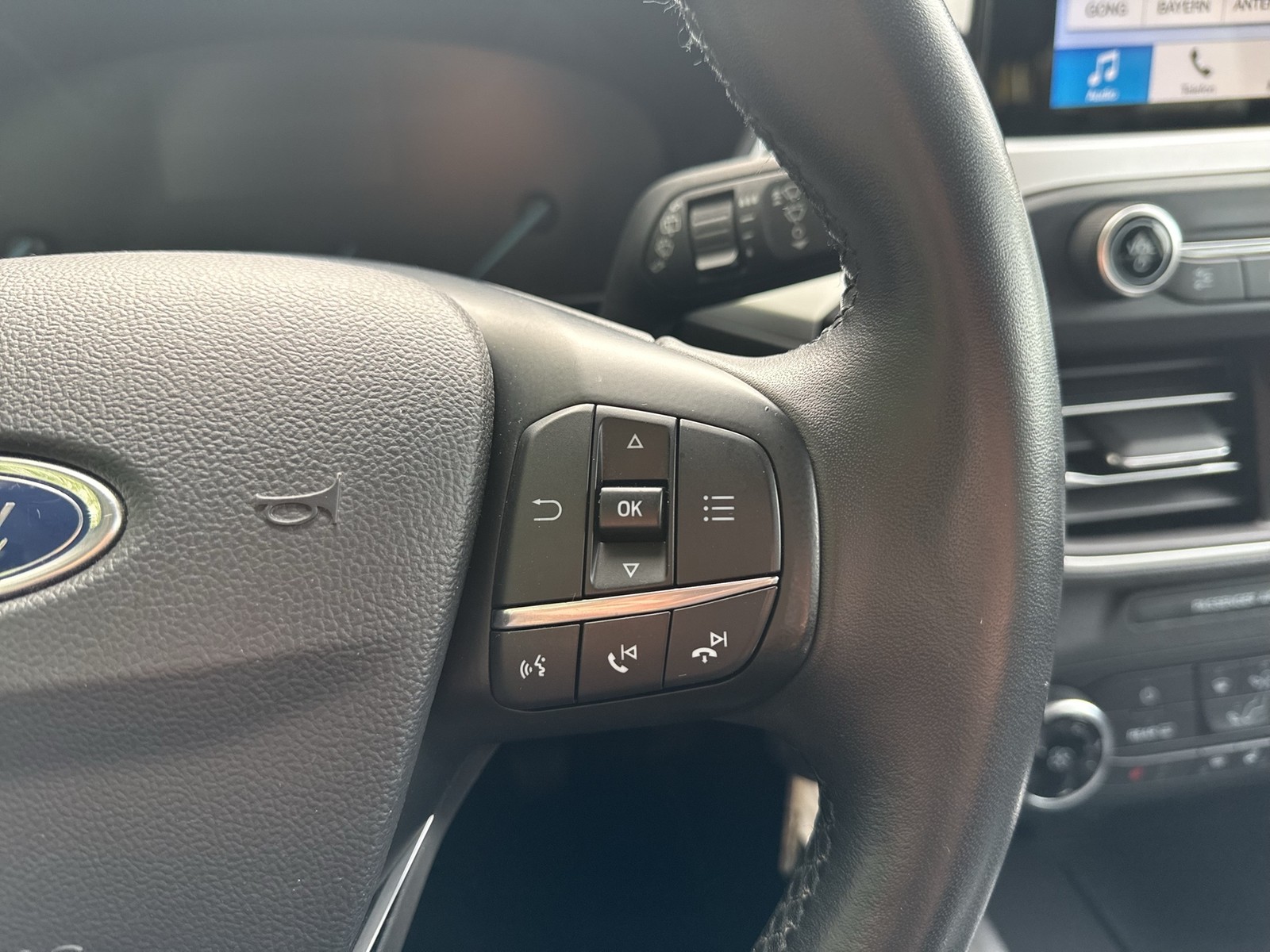 Ford Focus Turnier 1.0 COOL+CONNECT KAMERA NAVI SITZHZ