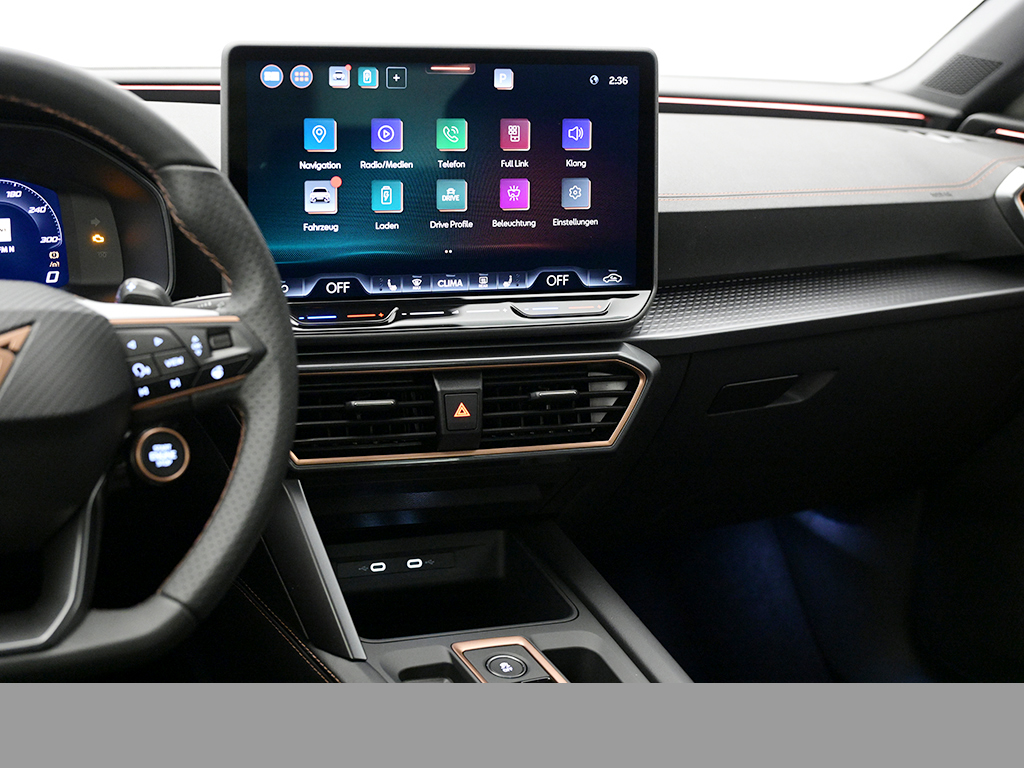 Cupra Leon HYBRID VZ NAVI SENNHEISER LM19 CAM LED