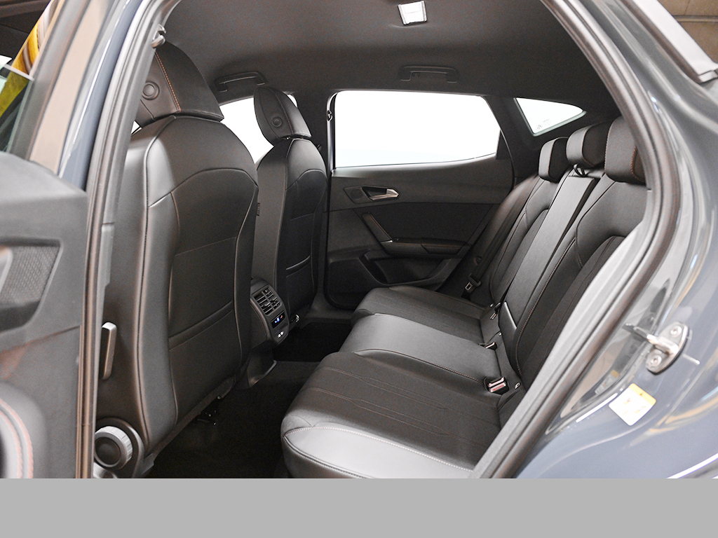 Cupra Formentor HYBRID eKLAPPE CAM NAVI KEYLESS LM19