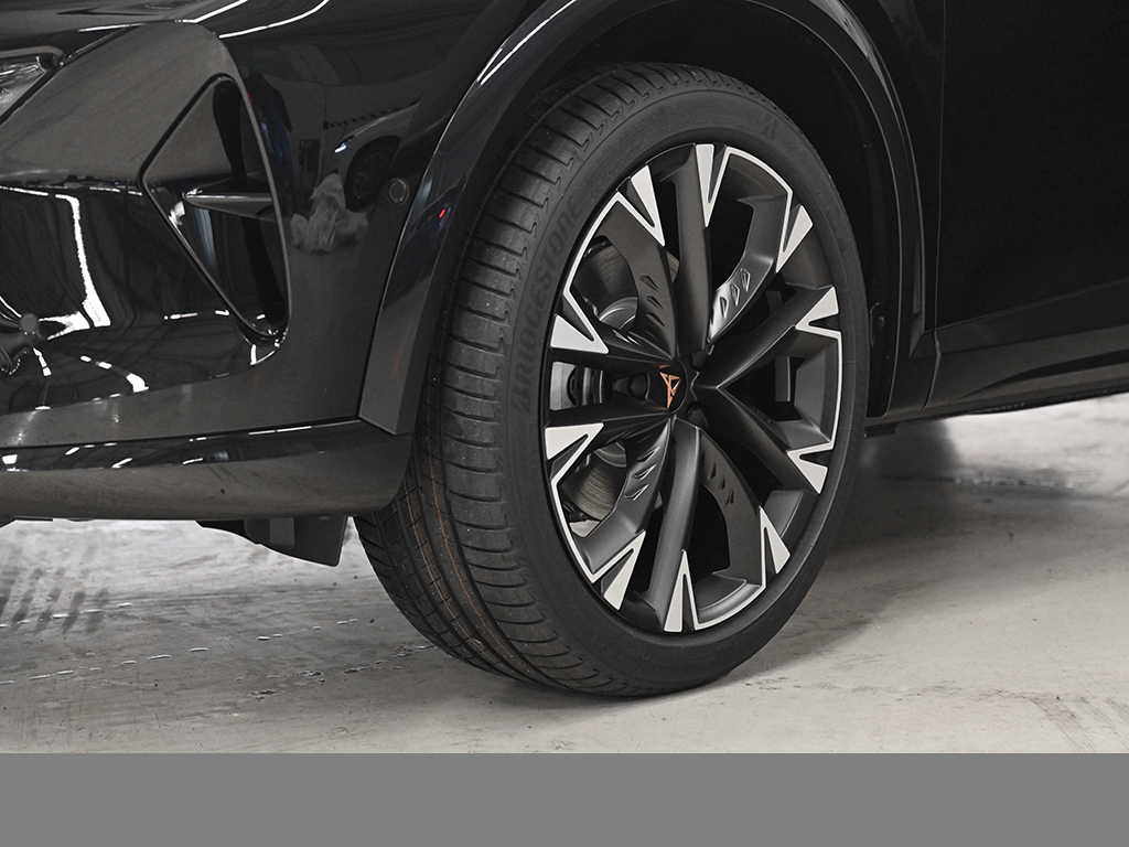 Cupra Formentor HYBRID AHK eKLAPPE CAM SENNHEISER NAVI