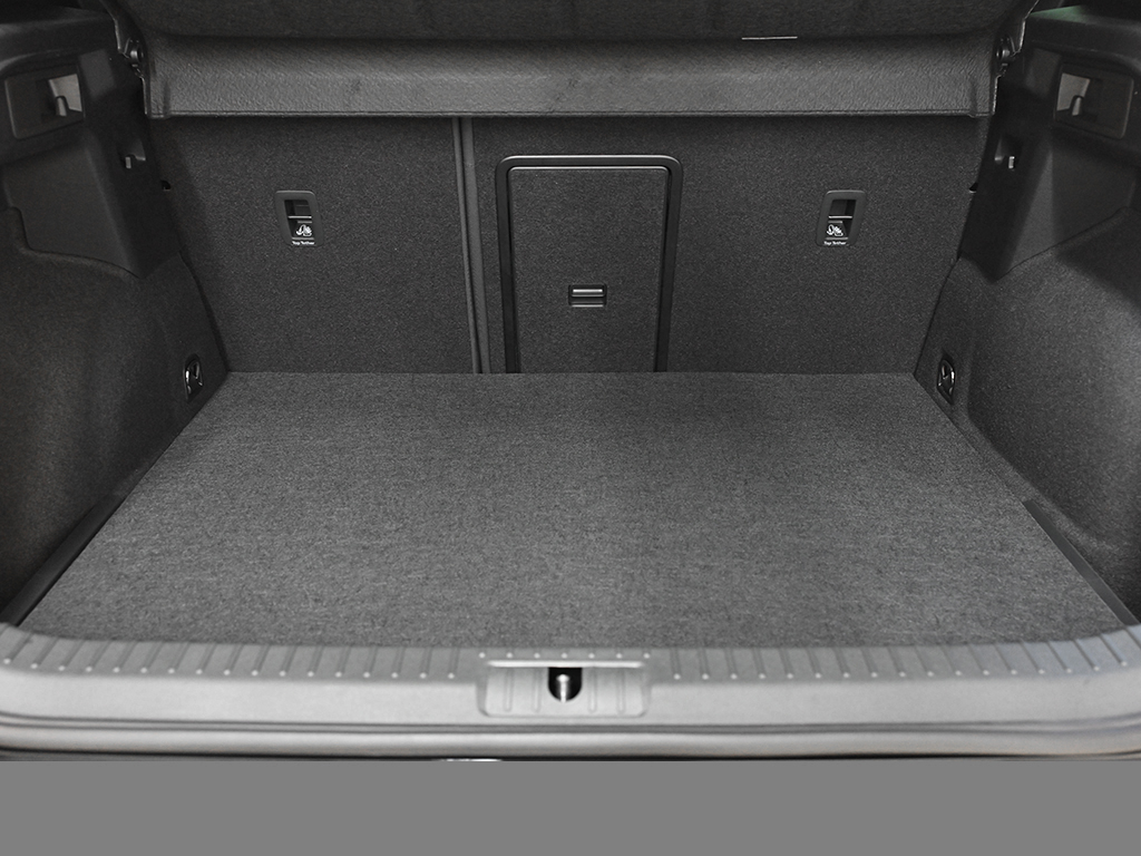 Cupra Formentor HYBRID AHK eKLAPPE CAM SENNHEISER NAVI