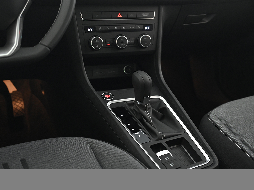 Seat Ateca 1.5 ROAD EDITION DSG AHK CAM eKLAPPE NAVI