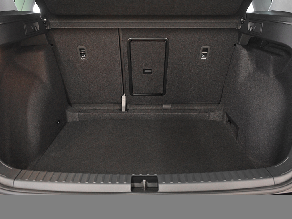 Seat Ateca 1.5 ROAD EDITION DSG AHK CAM eKLAPPE NAVI