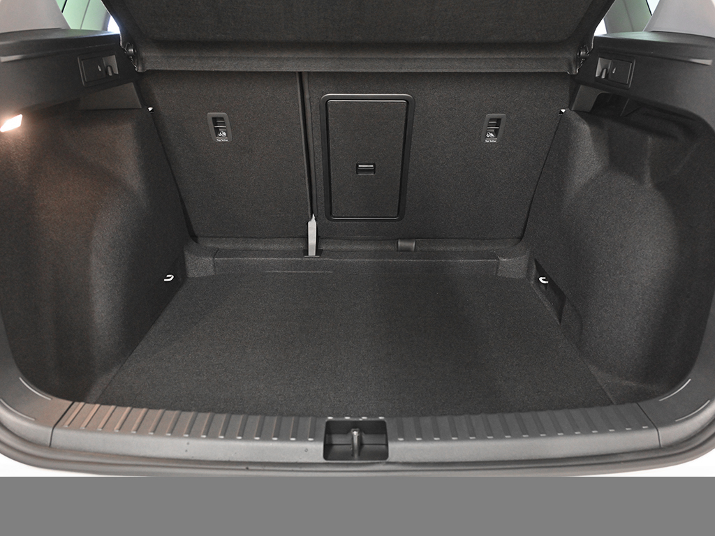 Seat Ateca 1.5 ROAD EDITION DSG AHK CAM eKLAPPE NAVI