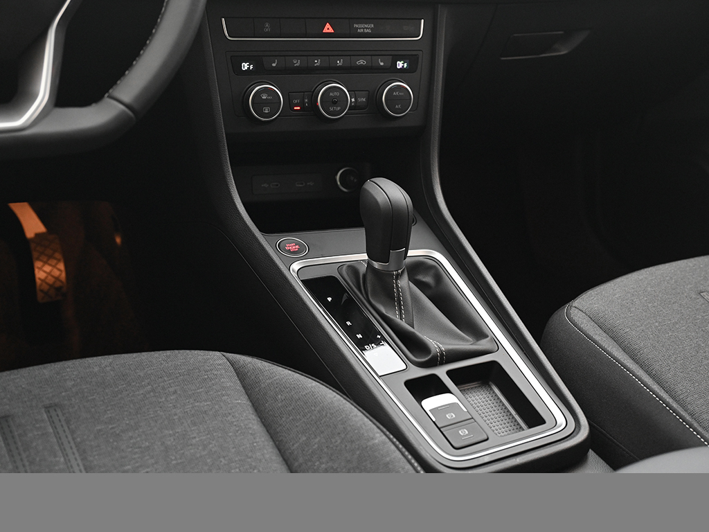 Seat Ateca 1.5 ROAD EDITION DSG AHK CAM NAVI LM17