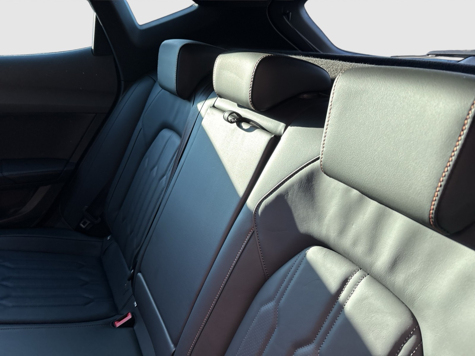 Cupra Formentor 2.5 VZ5 4X4 LEDER BEATS 360°CAM LM20