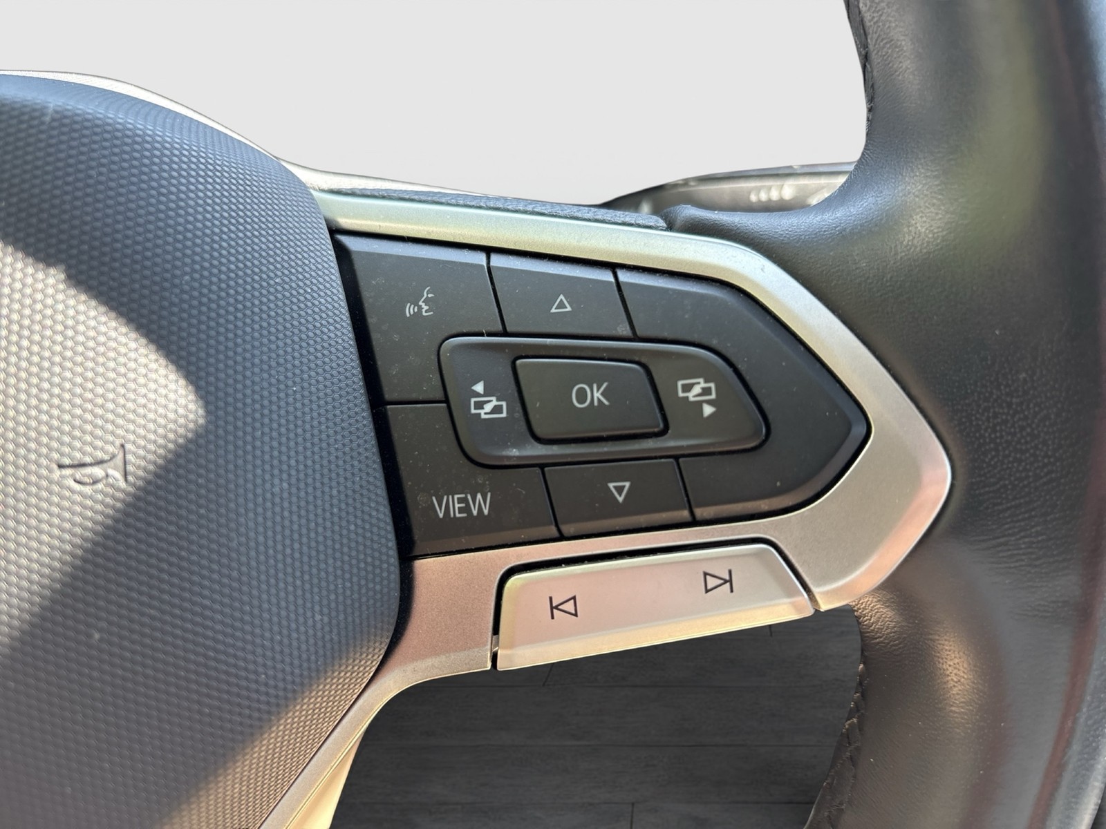 Volkswagen Caddy 1.5 STYLE STANDHZ. AHK ACC LM17 LED SITZHZ.