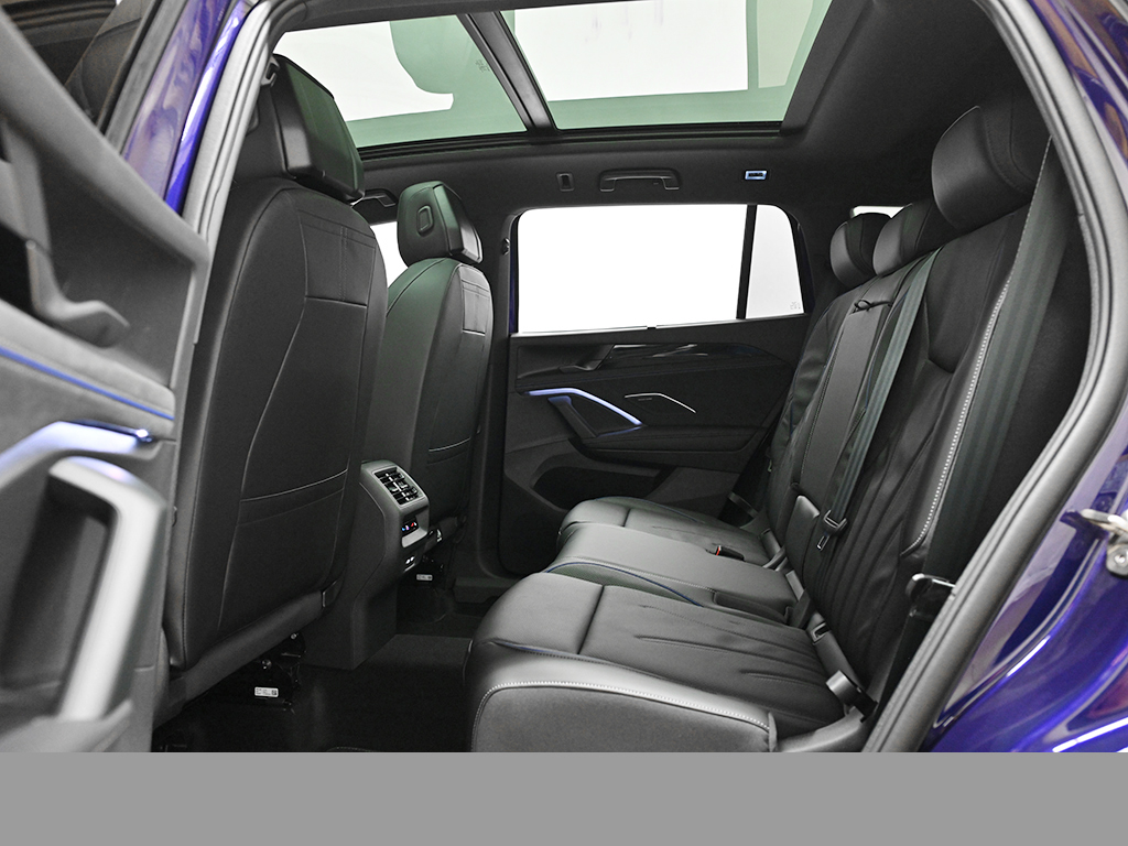 Volkswagen Tayron 2.0 R-LINE DSG 4X4 LEDER AHK PANO LM20