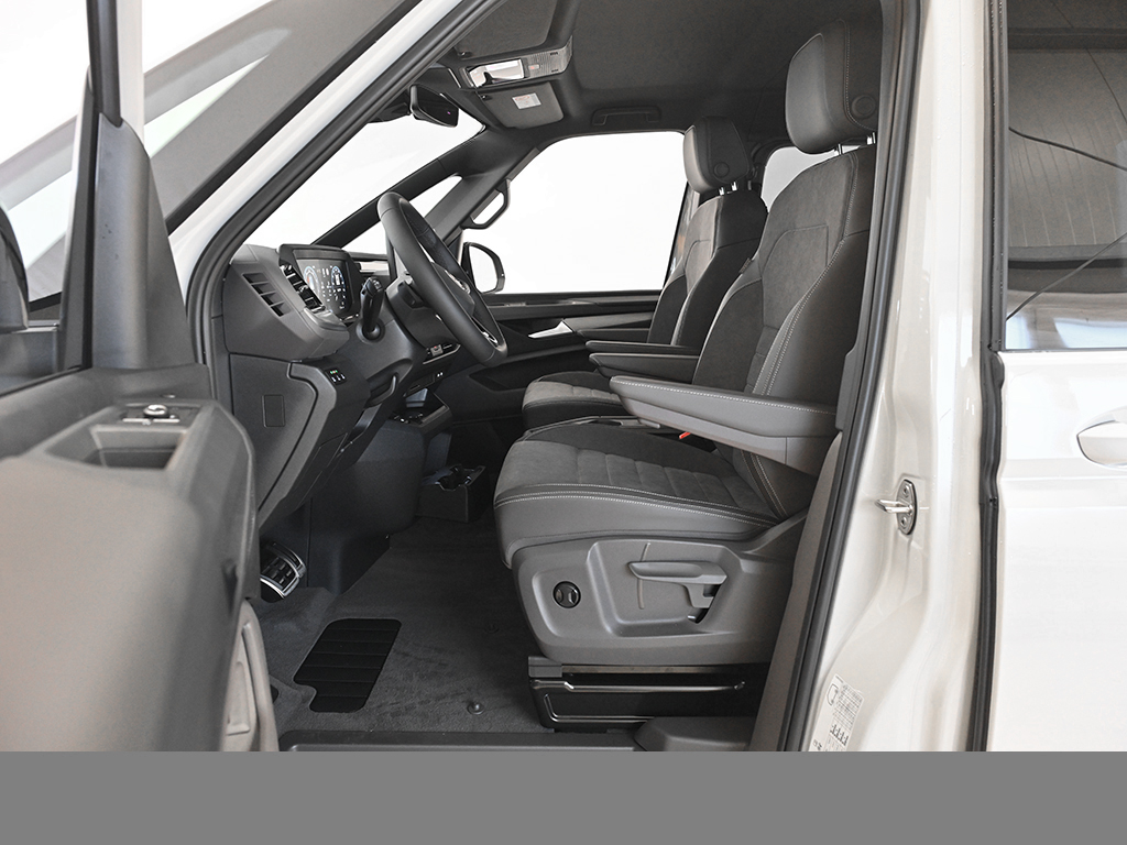 Volkswagen T7 Multivan 2.0 TSI GENERATION DSG LÜ AHK 360CAM