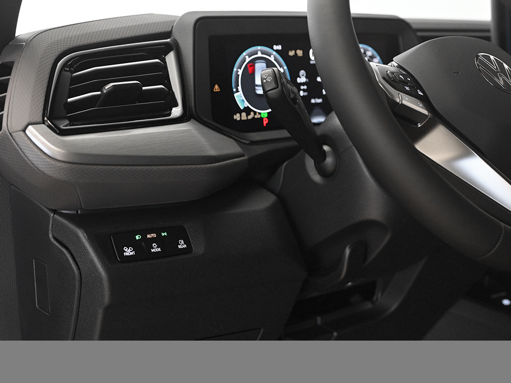 Volkswagen T7 Multivan 2.0 TSI GENERATION DSG LÜ AHK 360CAM