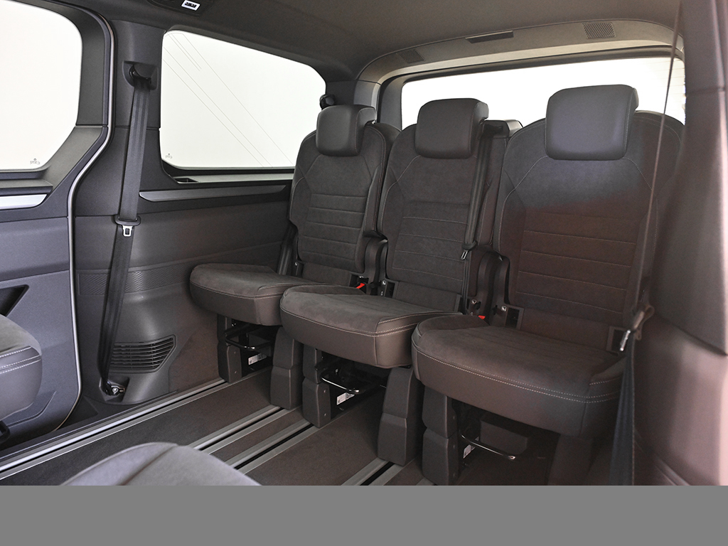 Volkswagen T7 Multivan 2.0 TSI GENERATION DSG LÜ AHK 360CAM