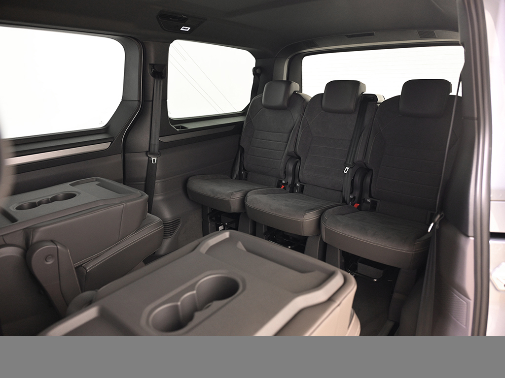 Volkswagen T7 Multivan 2.0 TDI GENERATION DSG LÜ AHK eKLAPPE