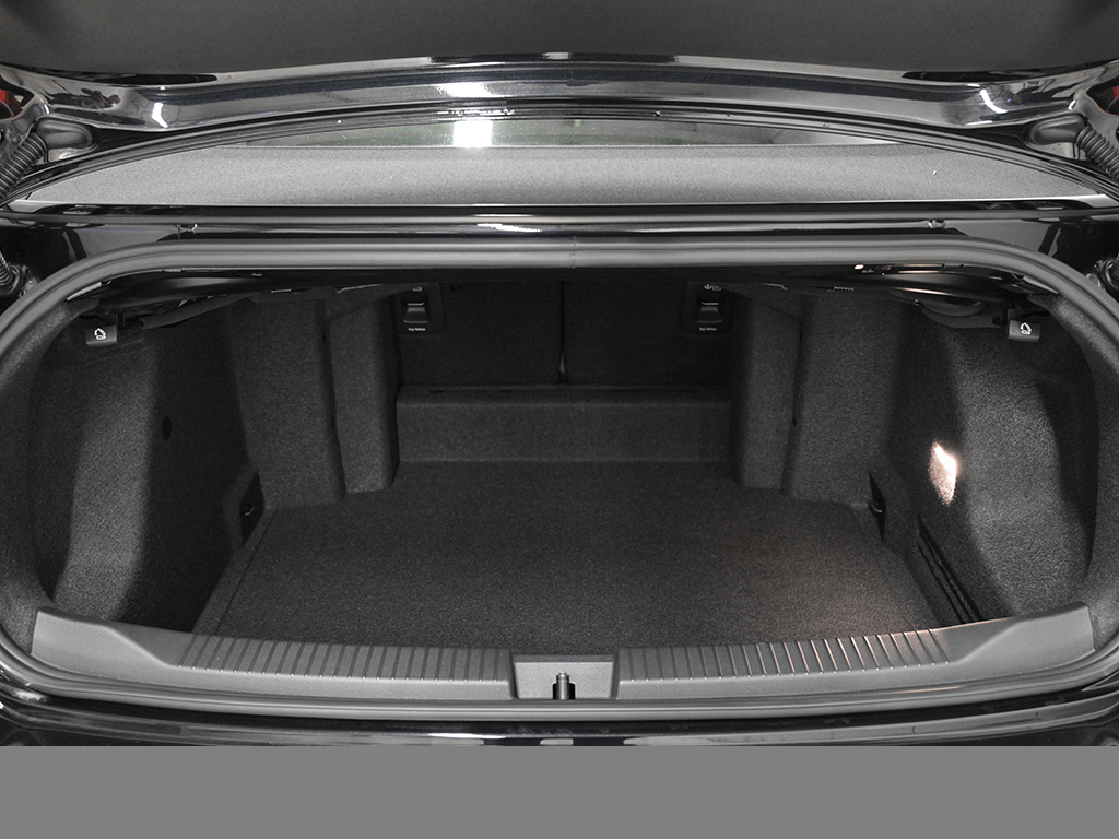 Volkswagen T-Roc Cabriolet 1.5 R-LINE BLACKSTYLE LEDER LM19