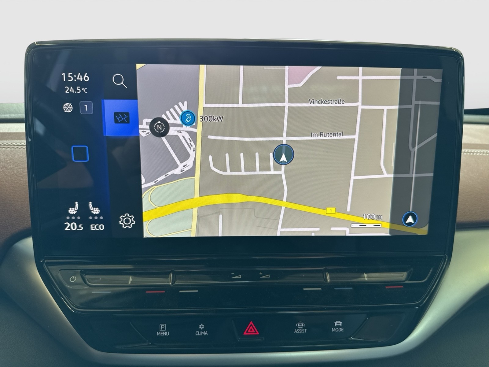 Volkswagen ID.5 PRO WÄRMEPUMPE AHK CAM ACC LM19 NAVI SITZHZ