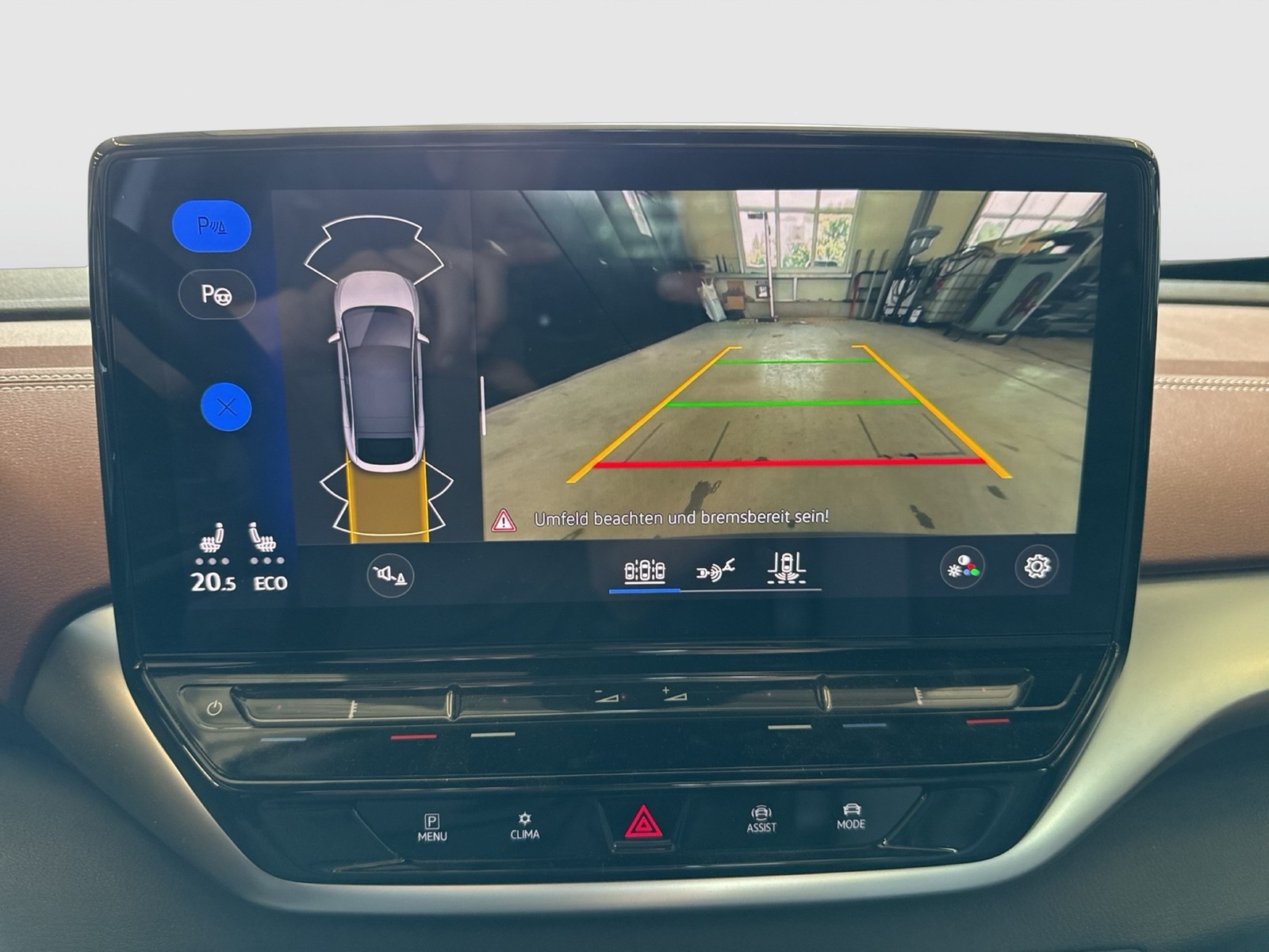 Volkswagen ID.5 PRO WÄRMEPUMPE AHK CAM ACC LM19 NAVI SITZHZ