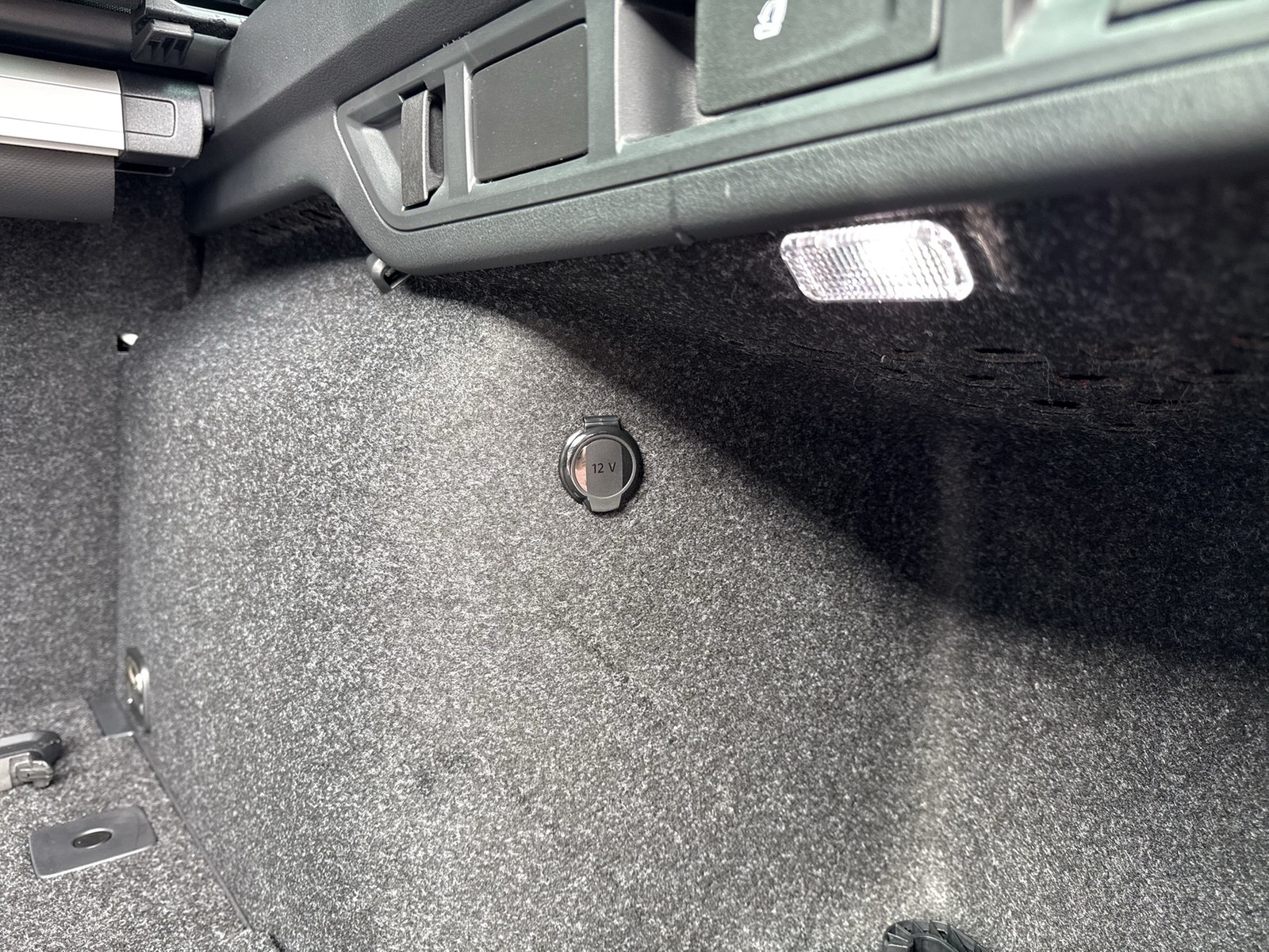 Skoda Octavia Combi 2.0 SPORTLINE 360°CAM LM18 MATRIX