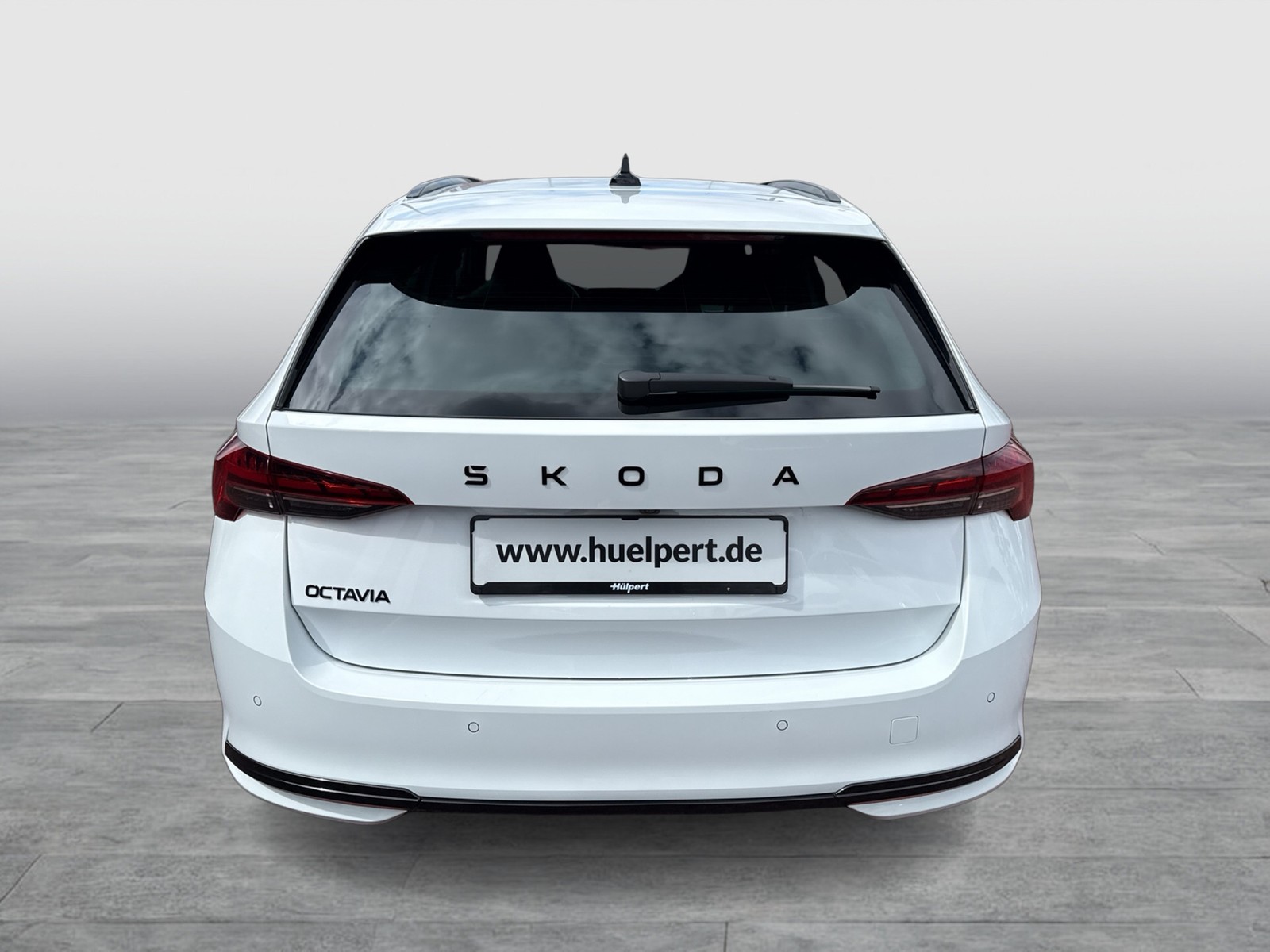 Skoda Octavia Combi 2.0 SPORTLINE 360°CAM LM18 MATRIX