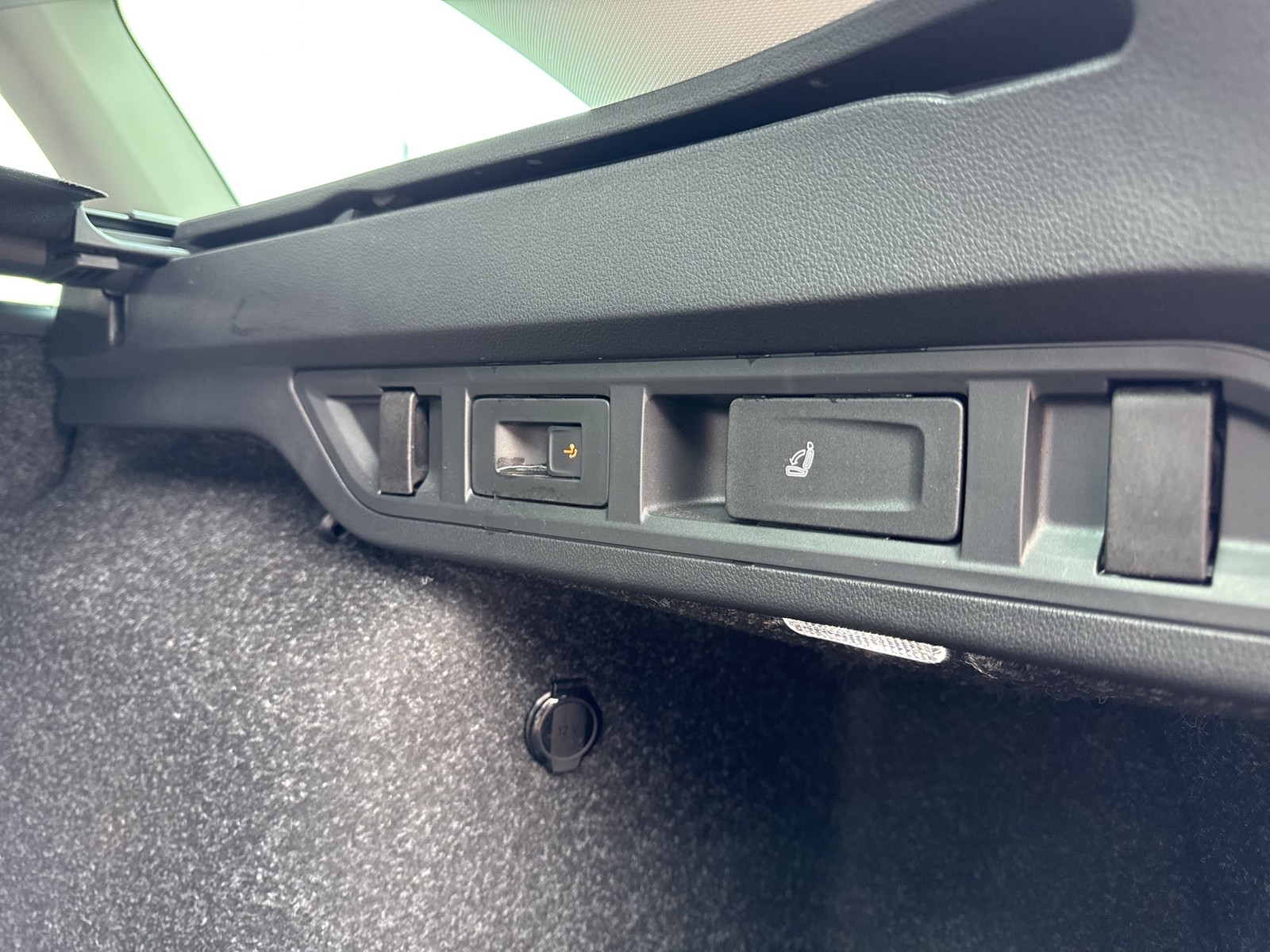 Skoda Octavia Combi 2.0 TOUR PANO CANTON AHK 360°CAM