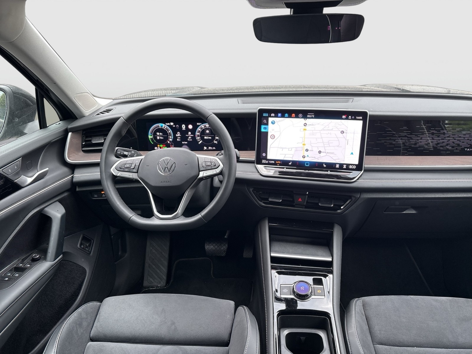 Volkswagen Tayron 1.5 HYBRID ELEGANCE 360°CAM ACC LM18 NAVI