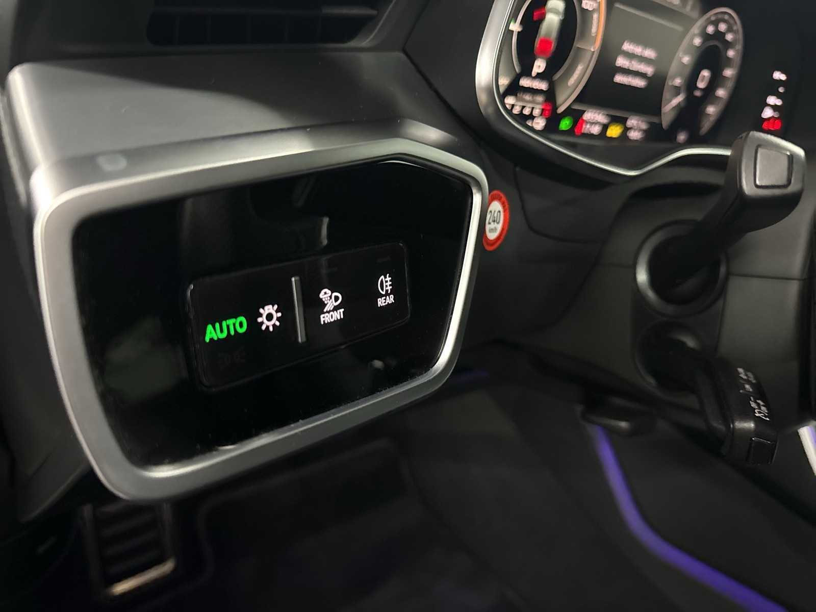 Audi A6 Avant 55 Q. HYBRID S LINE B&O KAMERA ALU20"