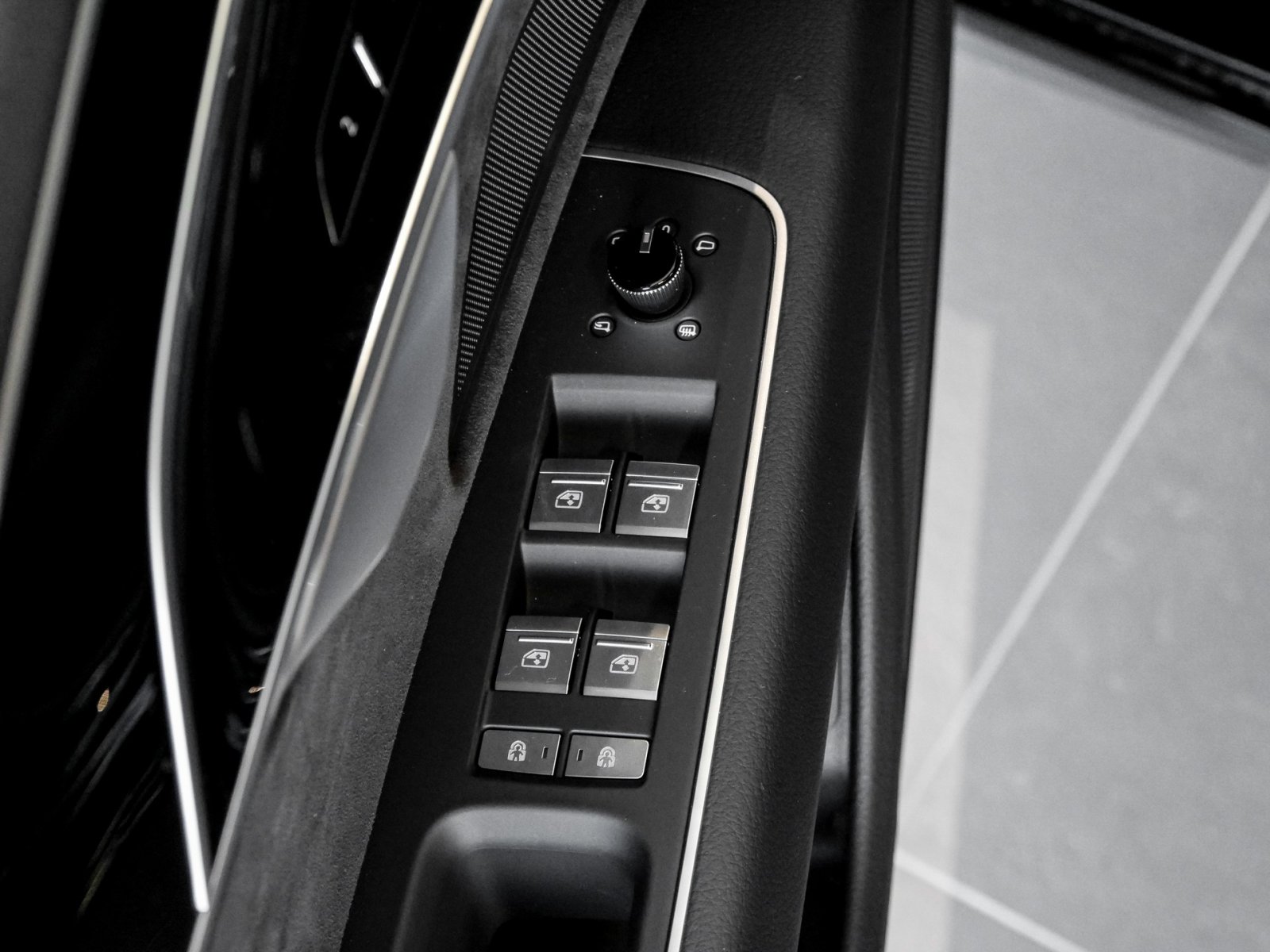 Audi A8 60 TFSI e quattro tiptronic S line Massage+Belüftung+Individualkontursitz+