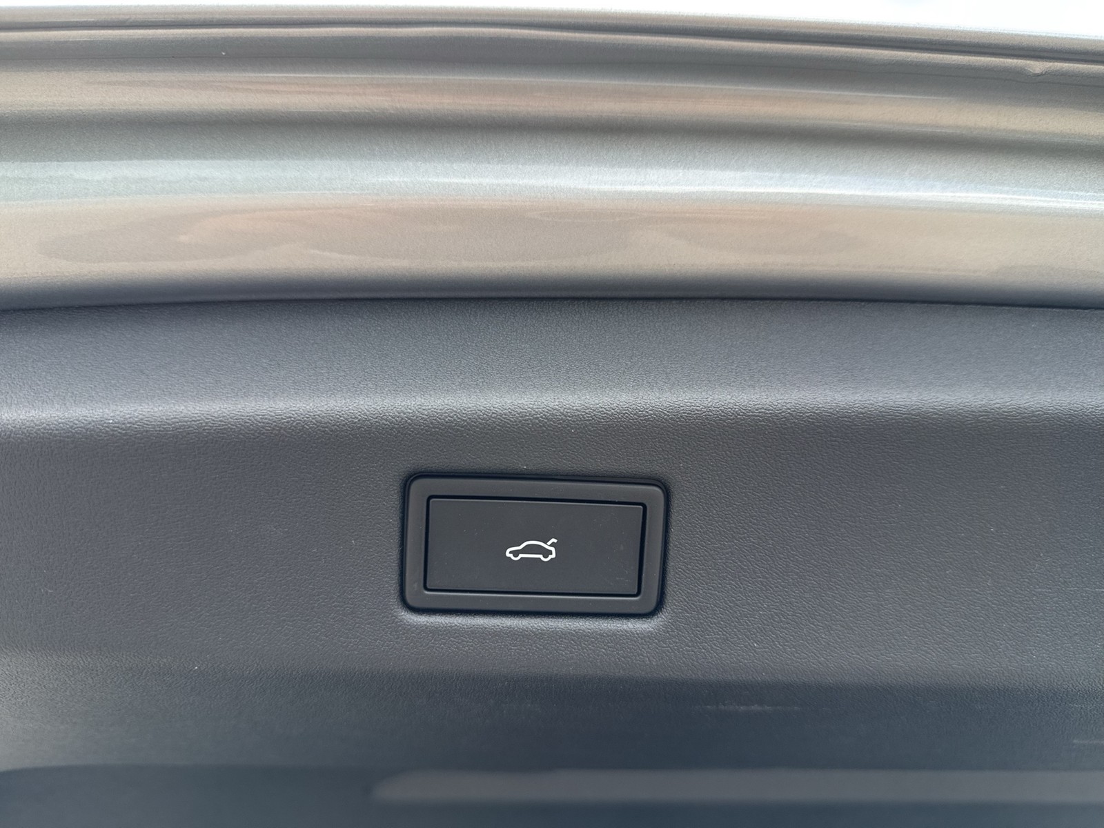 Volkswagen ID.7 Tourer PRO WÄRMEPUMPE AHK 360°CAM ACC LM20