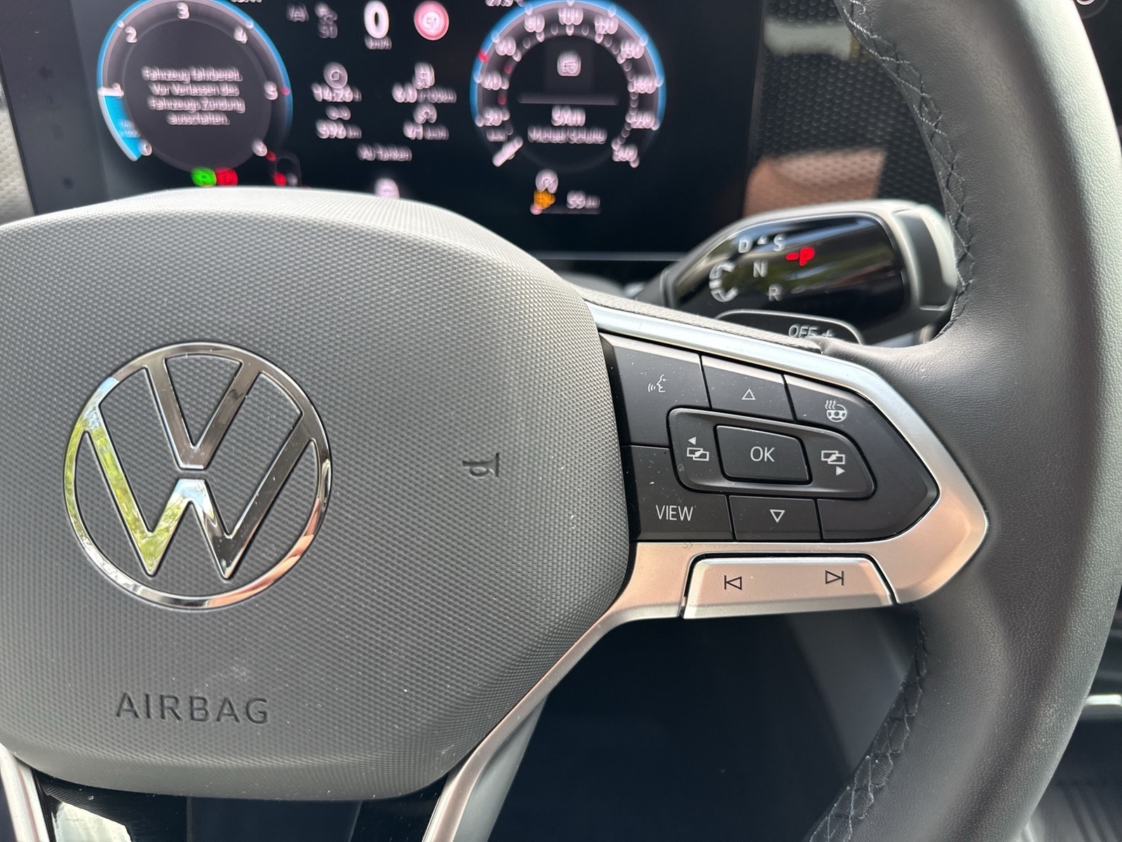 Volkswagen Passat Variant 2.0 BUSINESS AHK CAM ACC NAVI