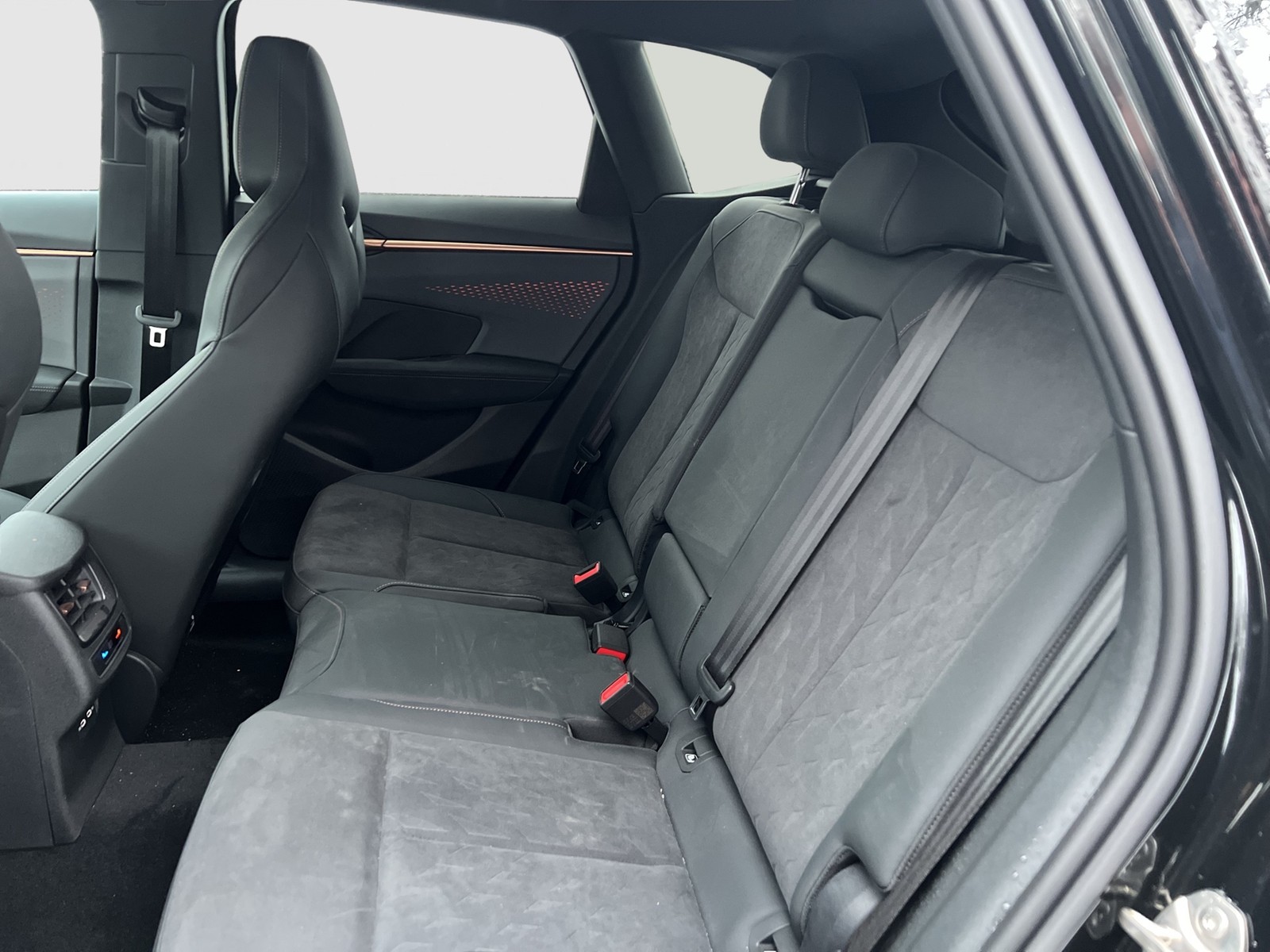 Cupra Terramar 1.5 eTSI 360CAM ACC LM18 HEADUP EKLAPPE