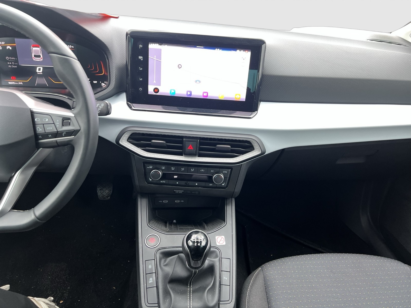 Seat Ibiza 1.0 STYLE CAM ACC NAVI CARPLAY ALU SITZHZ.