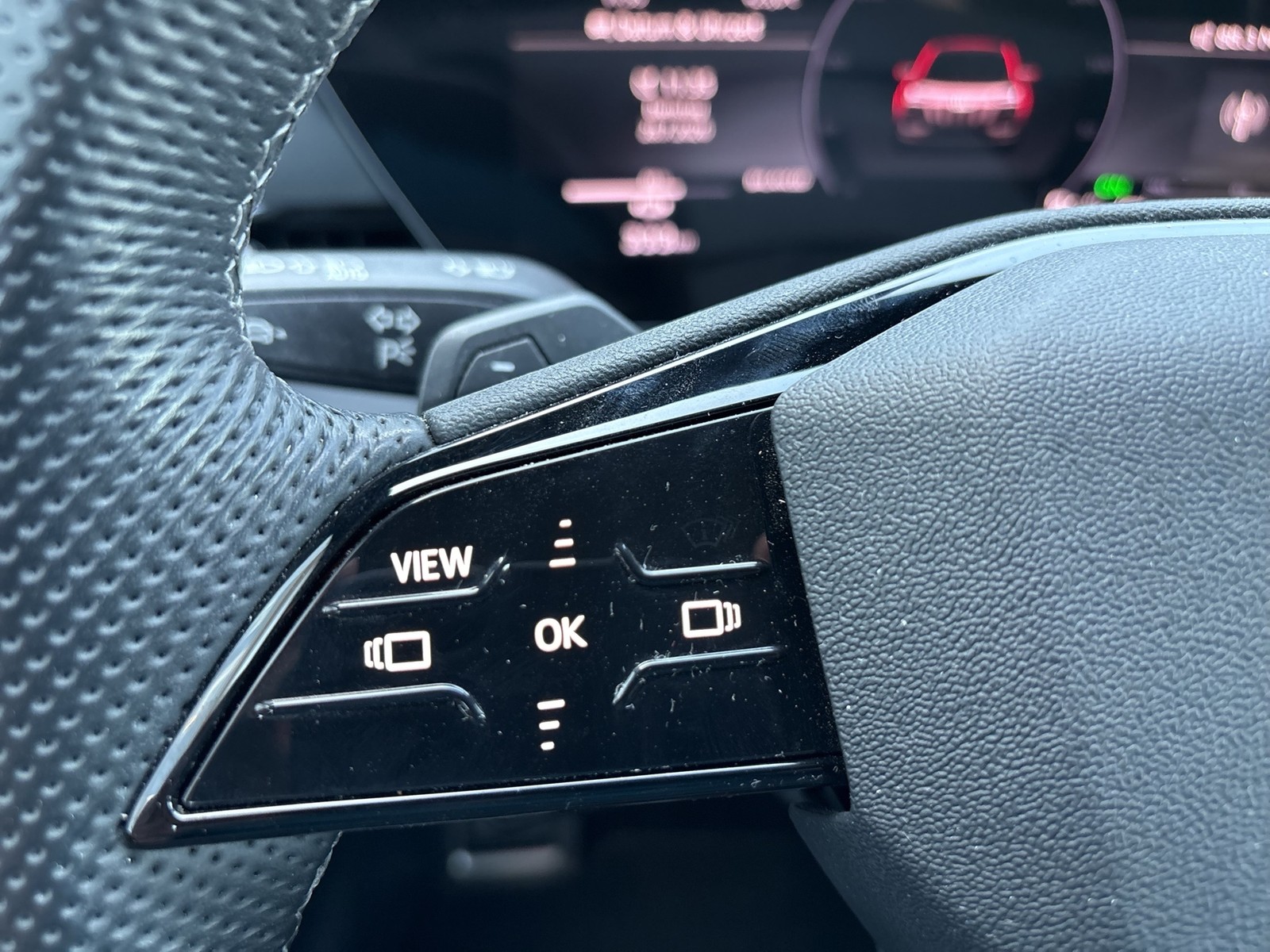 Audi SQ6 e-tron quattro WÄRMEPUMPE AHK 360°CAM LM20