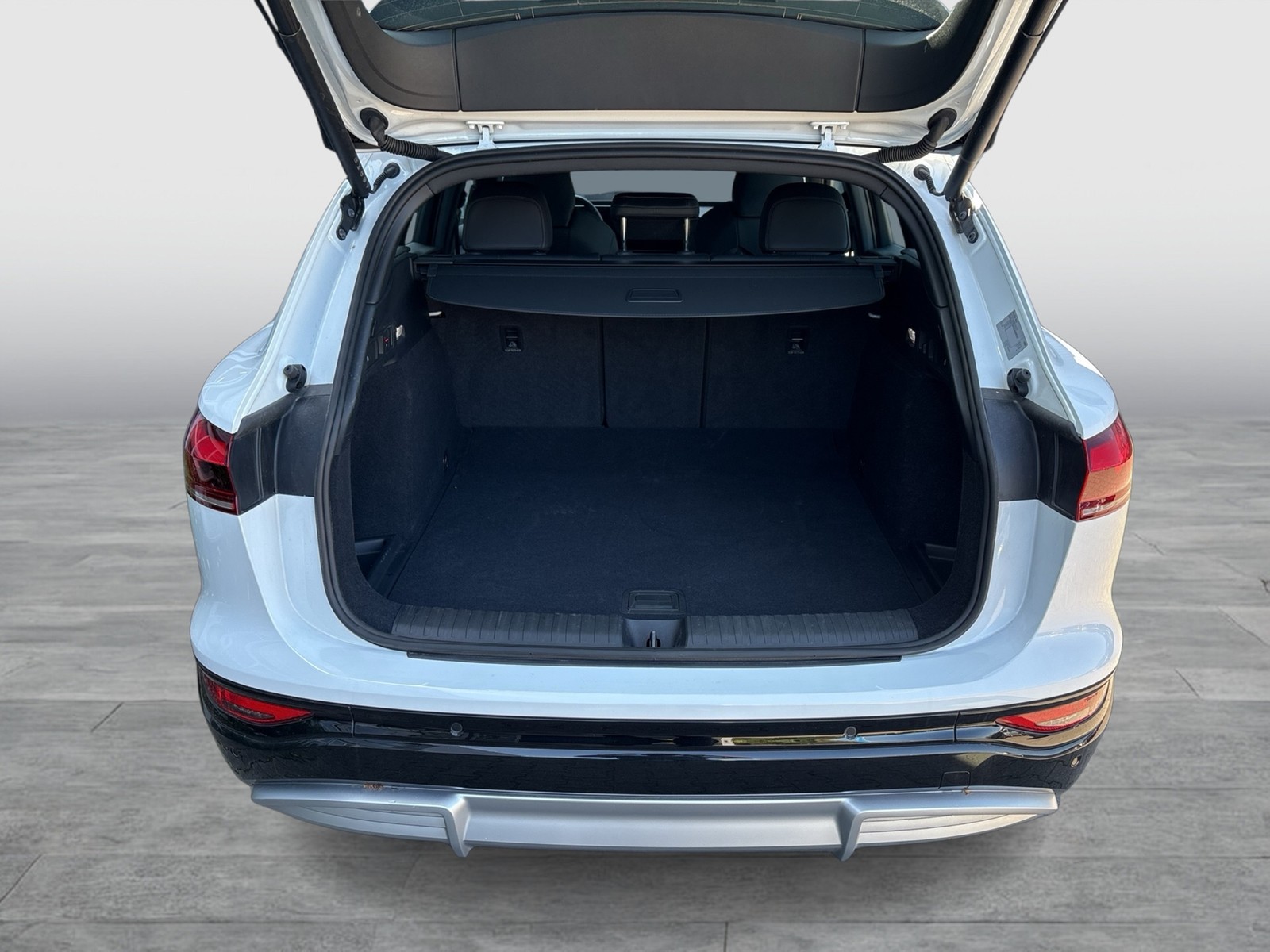 Audi SQ6 e-tron quattro WÄRMEPUMPE AHK 360°CAM LM20