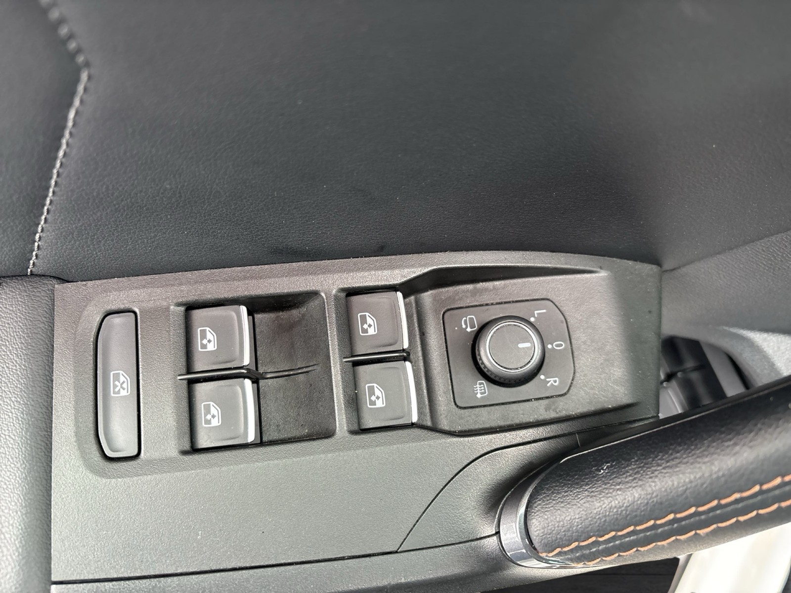 Cupra Formentor 1.4 HYBRID VZ PANO CAM LM19 E-KLAPPE