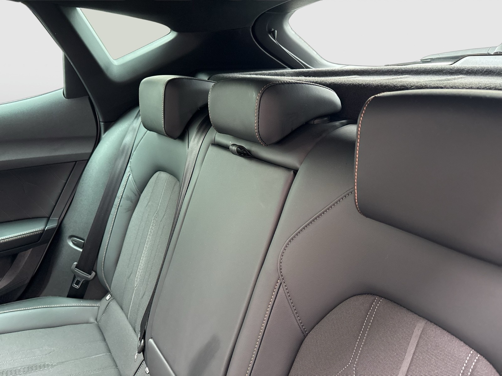 Cupra Formentor 1.4 HYBRID VZ PANO CAM LM19 E-KLAPPE